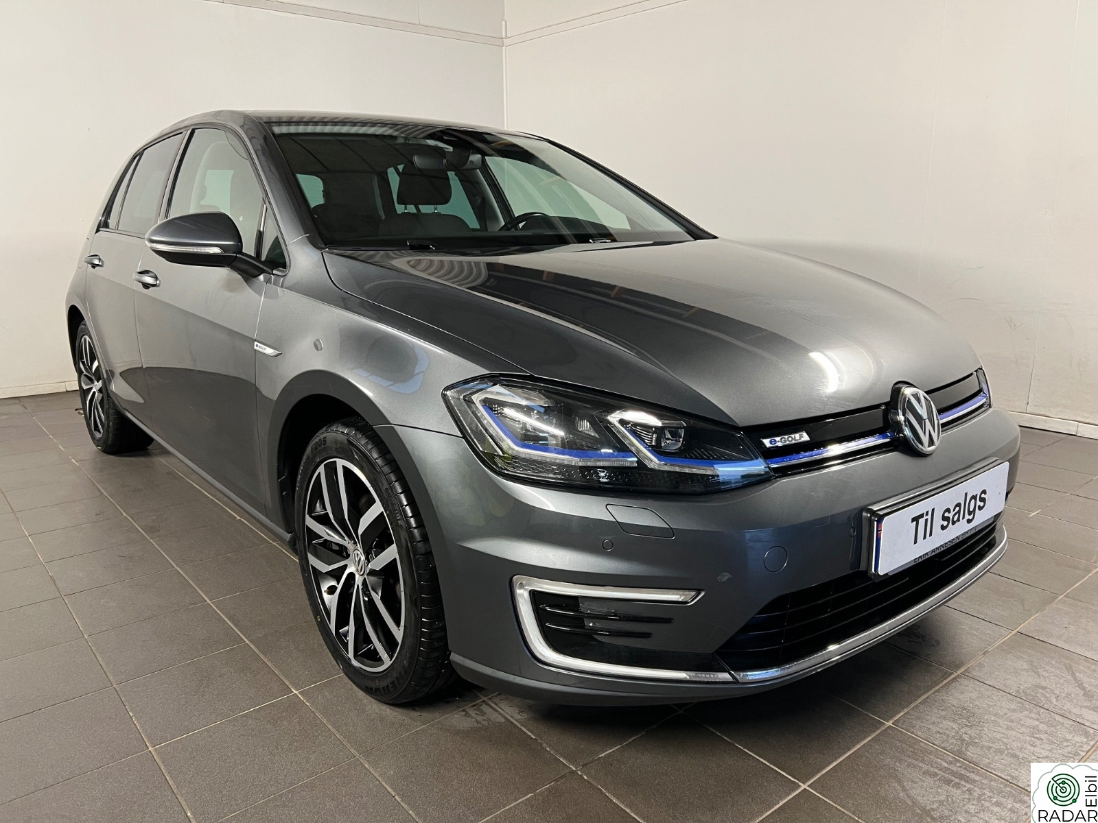VOLKSWAGEN GOLF 136Hk AUT WLTP240KM/ACC/Navi/Park.S/Rygge.K/Isofix/DAB+