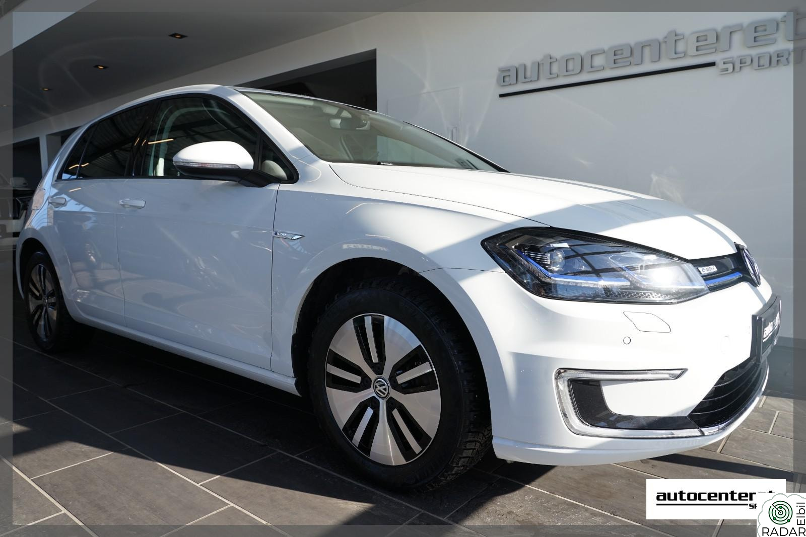 VOLKSWAGEN GOLF E-Golf 136hk SPORT/Skinn/Activ INFO/Kam/key/DAB/ACC/Alu