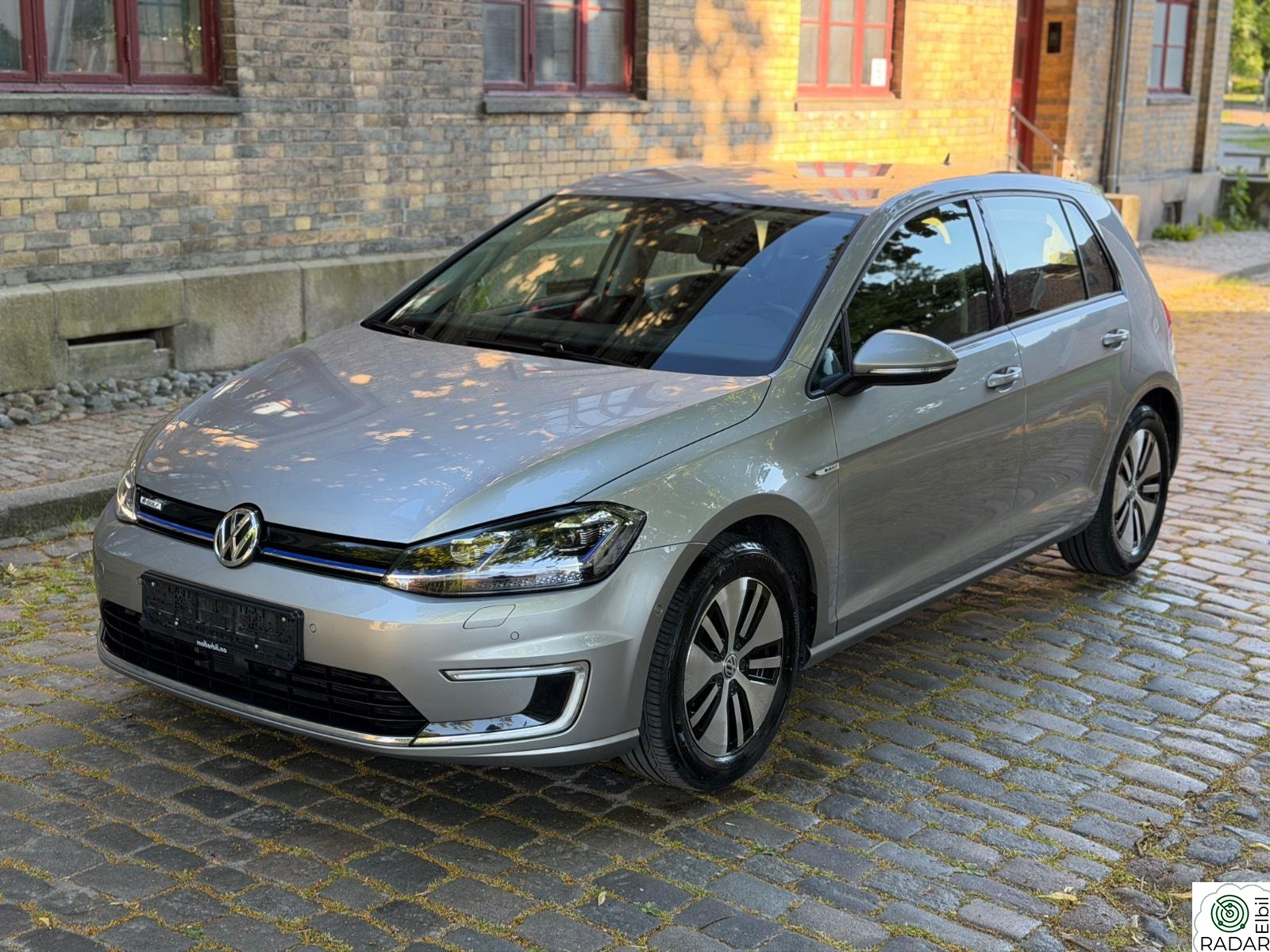 VOLKSWAGEN GOLF KEYLESS | KAMERA | DAB | NAVIGASJON | ACC++