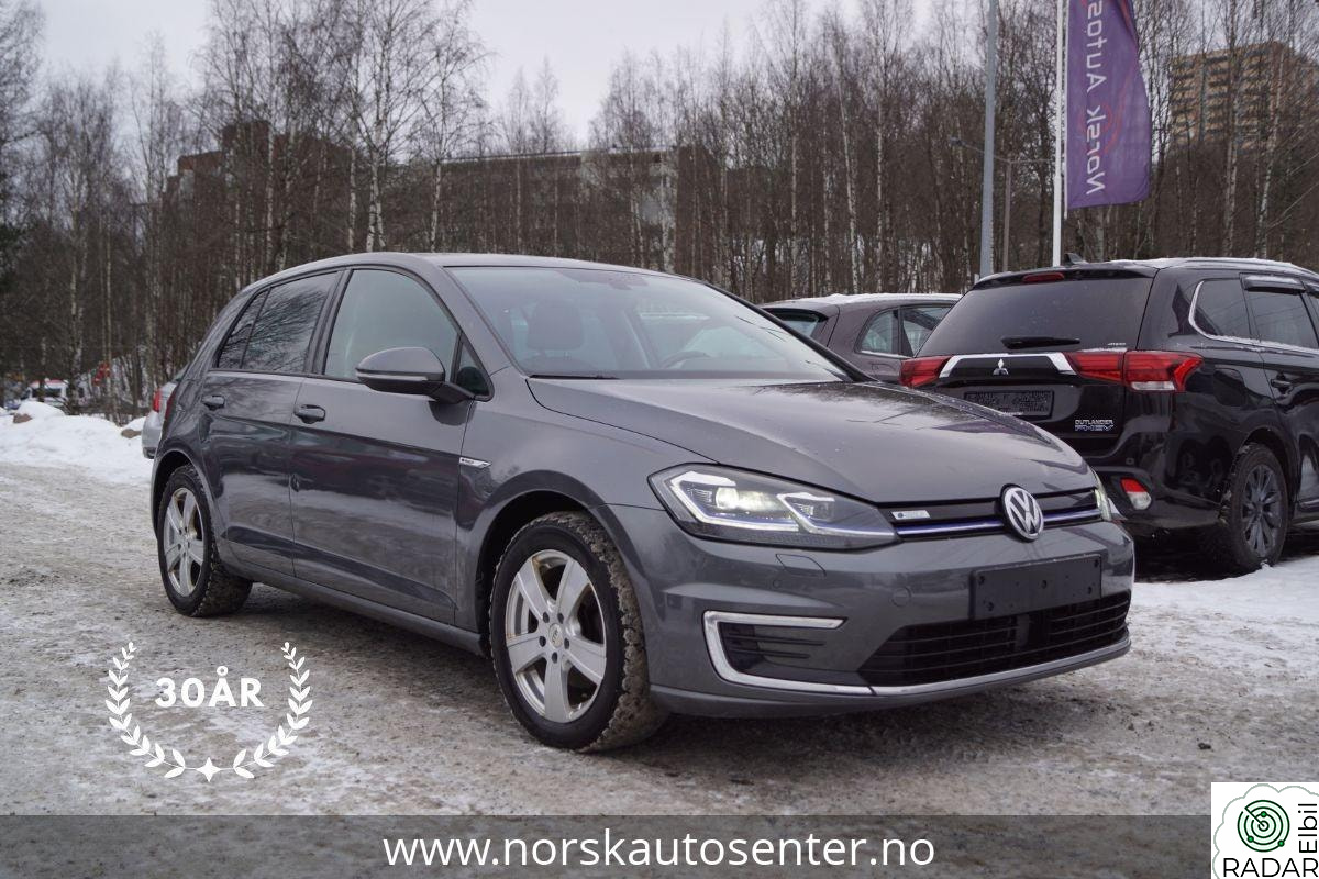 VOLKSWAGEN GOLF E -COMFORTLINE | NAVI | R.KAM. | C.PLAY | DAB | L.RANGE