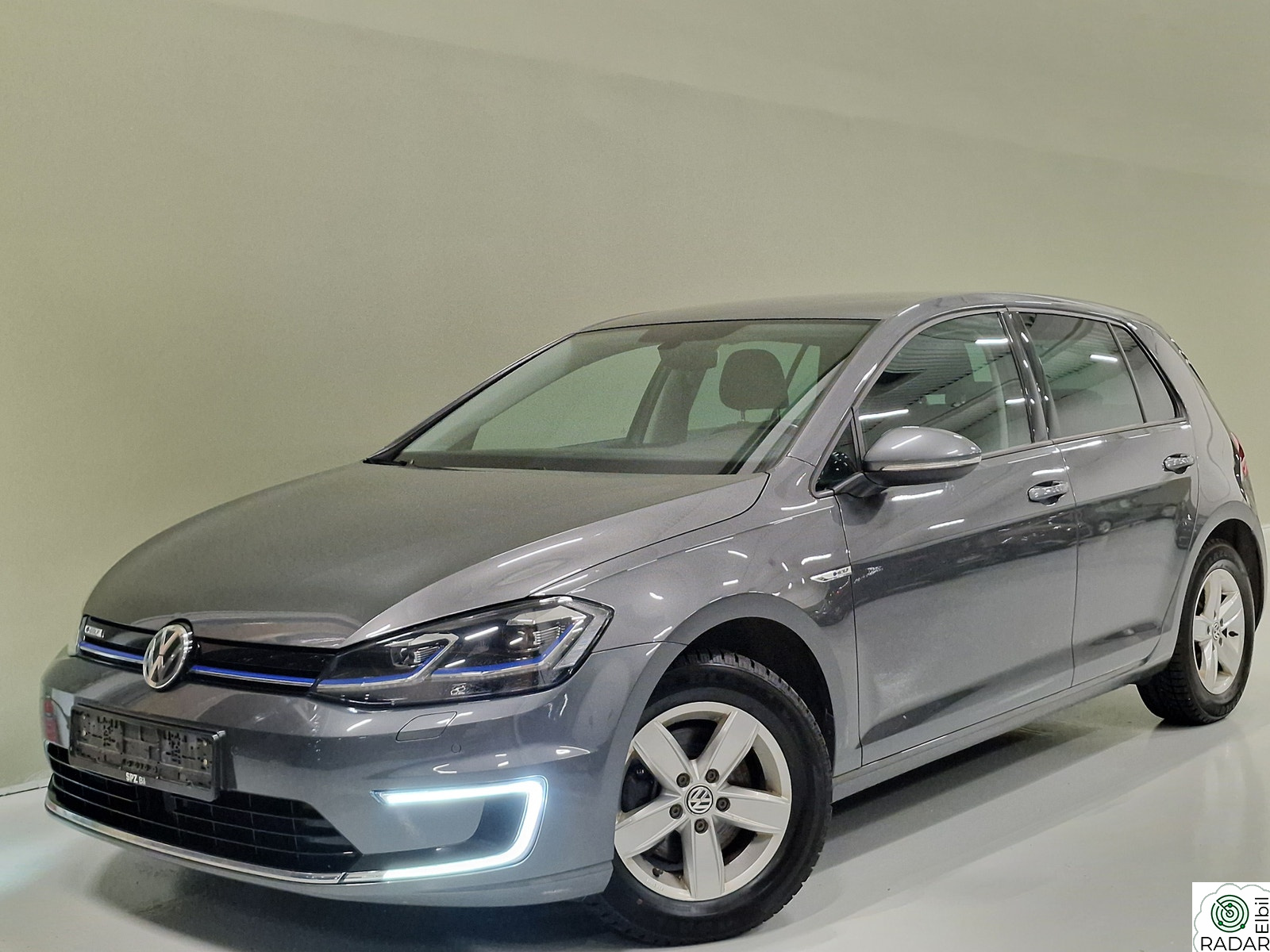 VOLKSWAGEN GOLF E-Golf Navi/Kamera/Ad.cruise/Varmepumpe+++