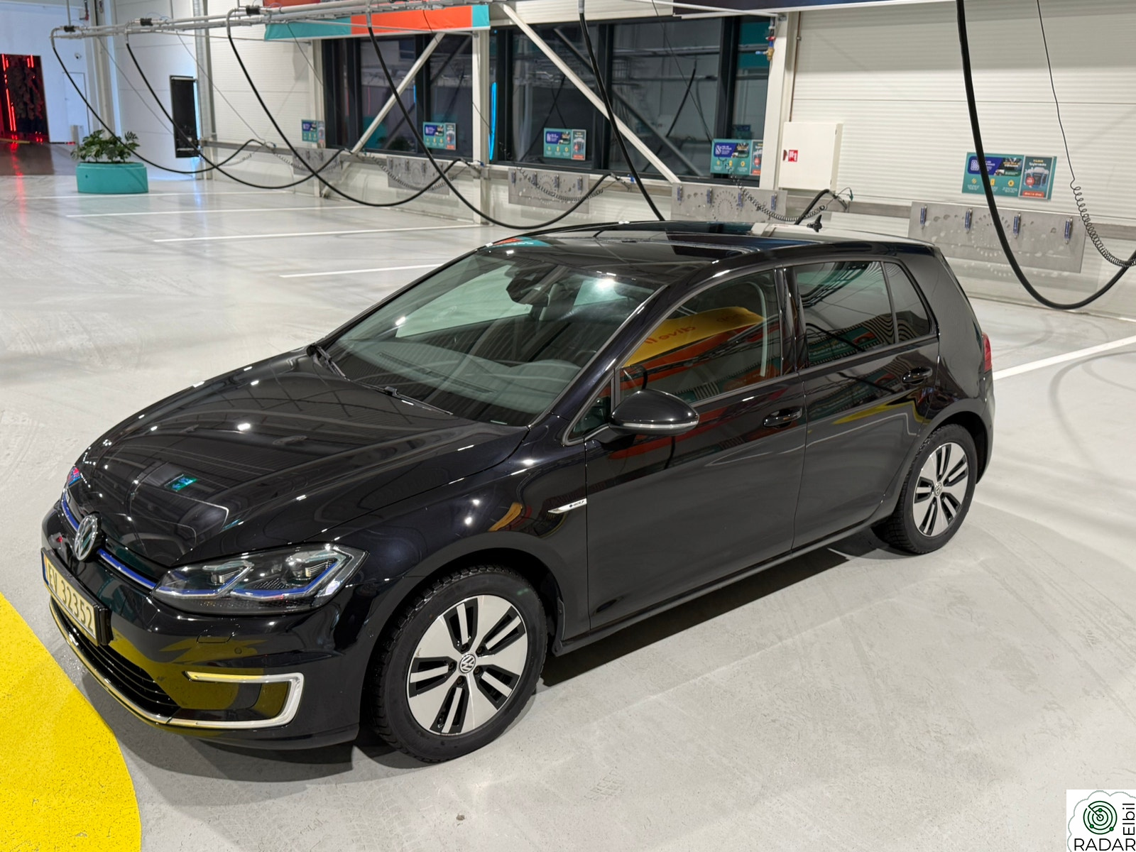 VOLKSWAGEN GOLF e-Golf 300km Velholdt og godt utstyrt