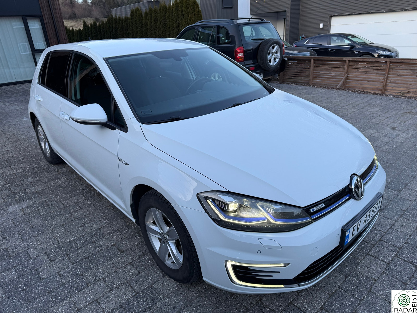 VOLKSWAGEN GOLF Meget fin//300km