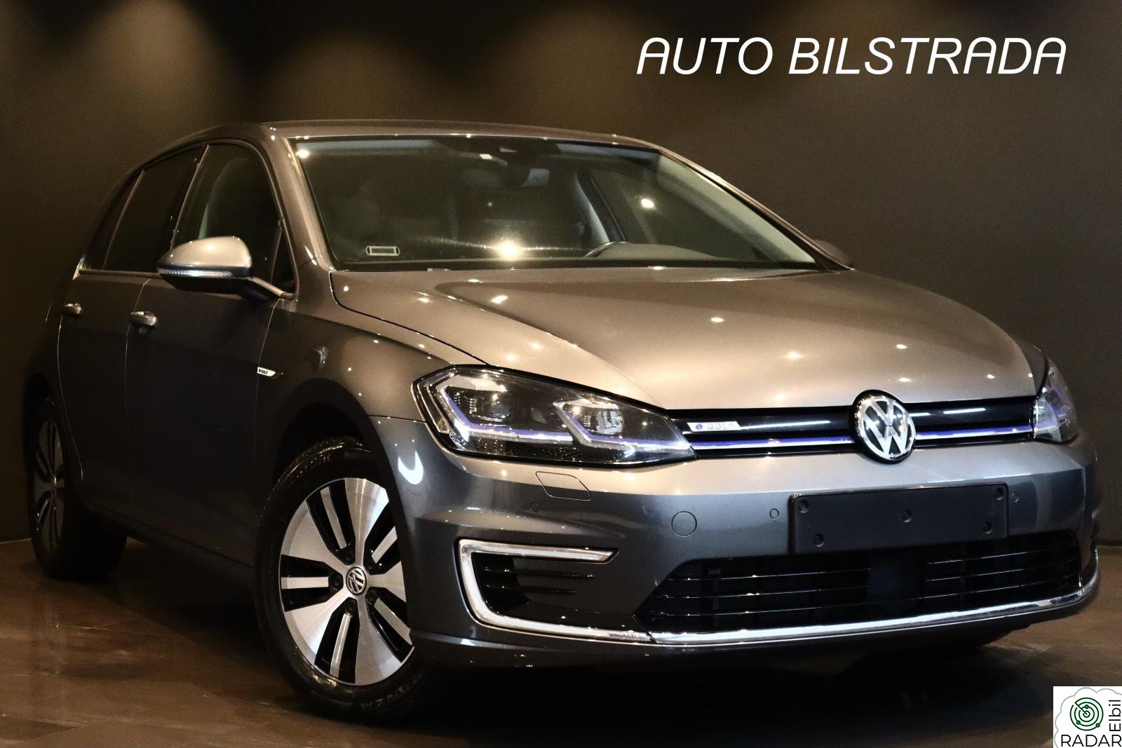VOLKSWAGEN GOLF 300KM,ActiveInfo,ACC,Kamera,Skinn,Varmepumpe,1Eier,Nors