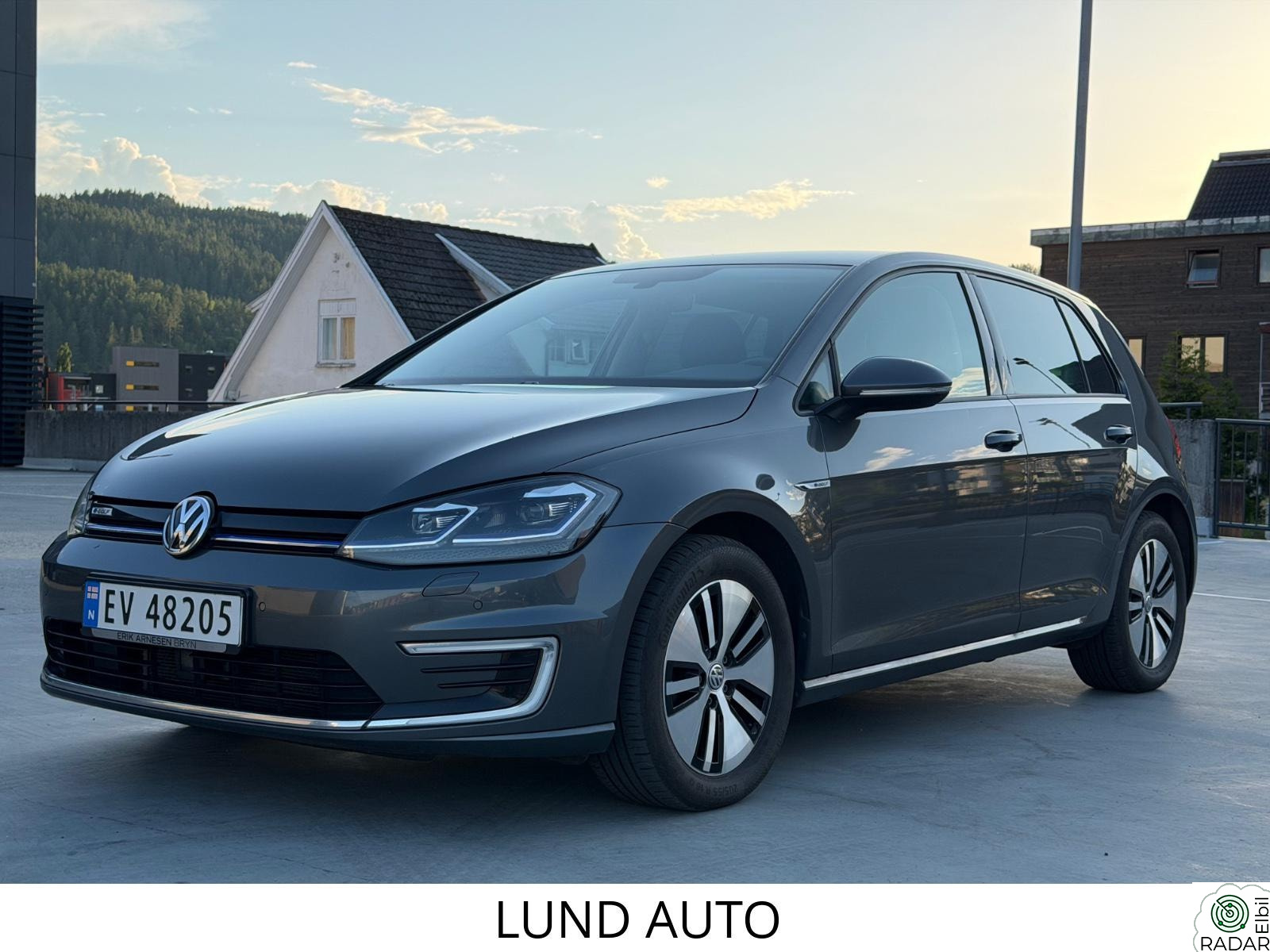 VOLKSWAGEN GOLF Skinn | ACC | LED | Apple CarPlay ++