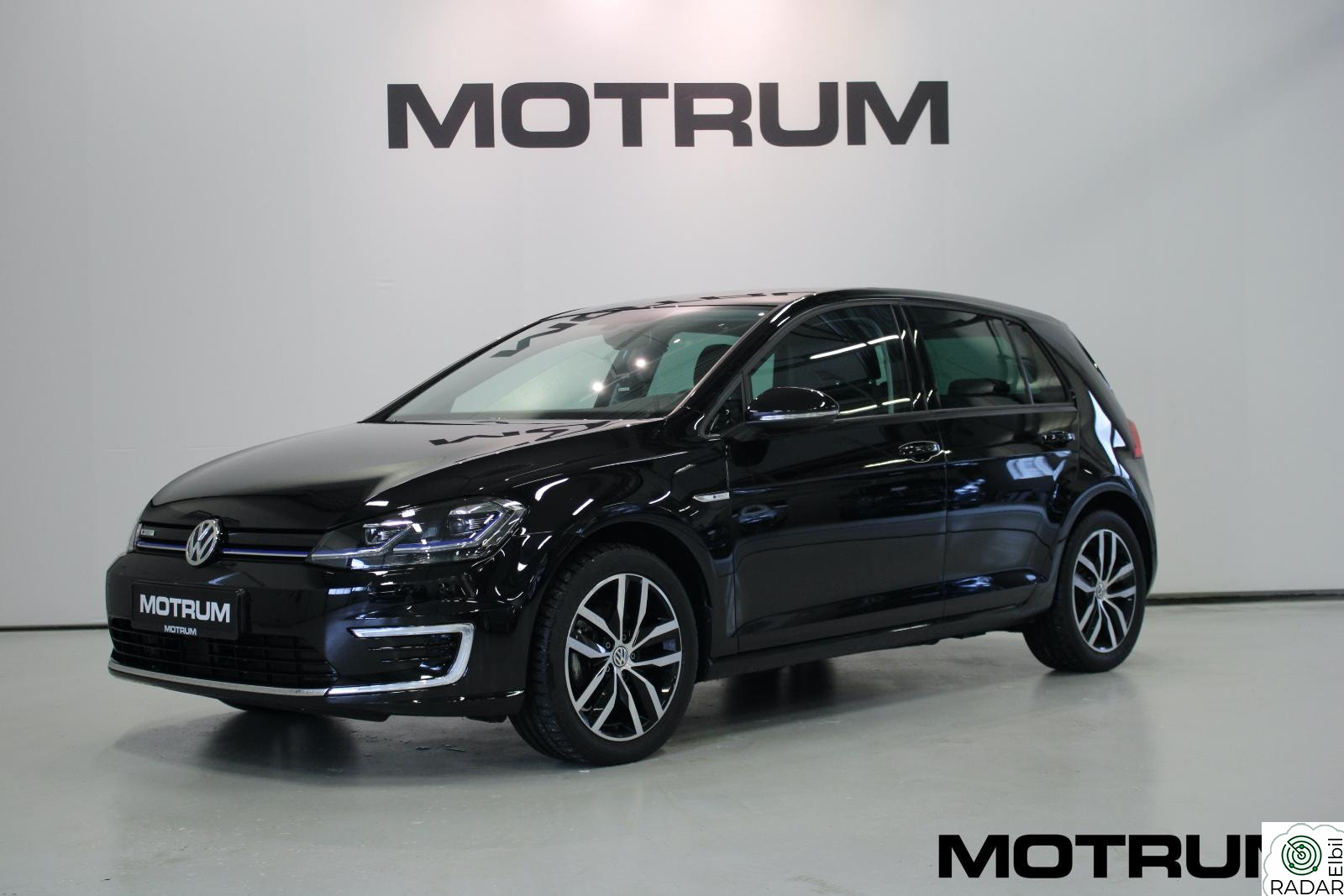 VOLKSWAGEN GOLF e-Golf m/ 17" Navi Keyless Ryggekamera BT Hurtiglading