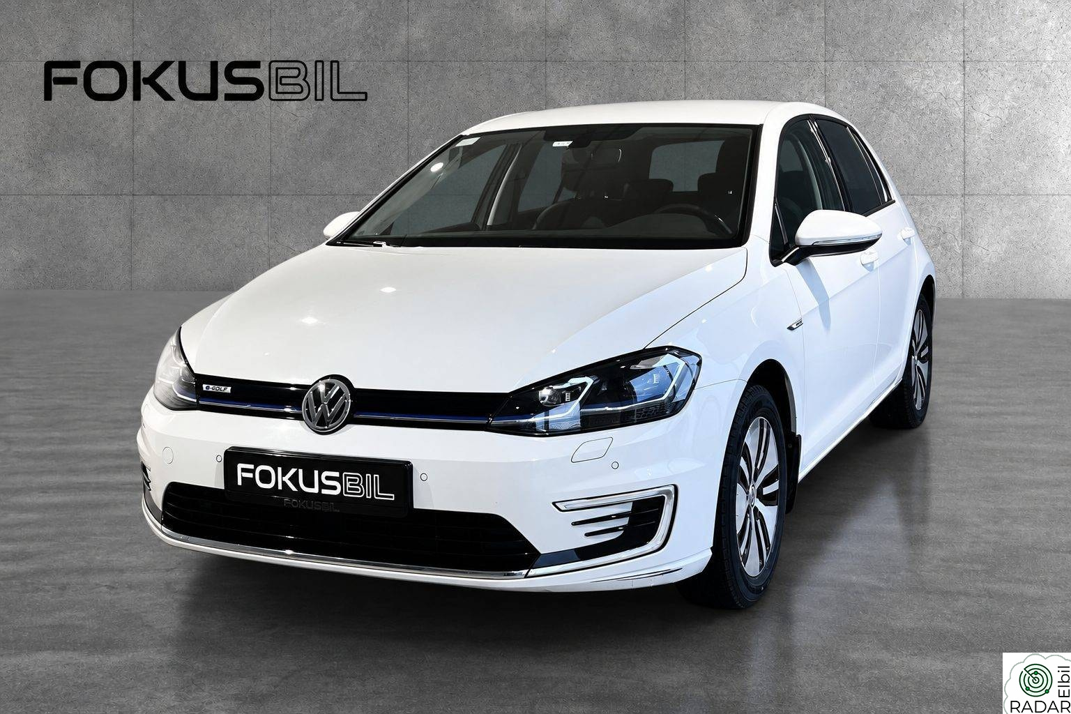 VOLKSWAGEN GOLF EXCLUSIVE / LAV KM / PLATINUM GARANTI / SKINN / ACC