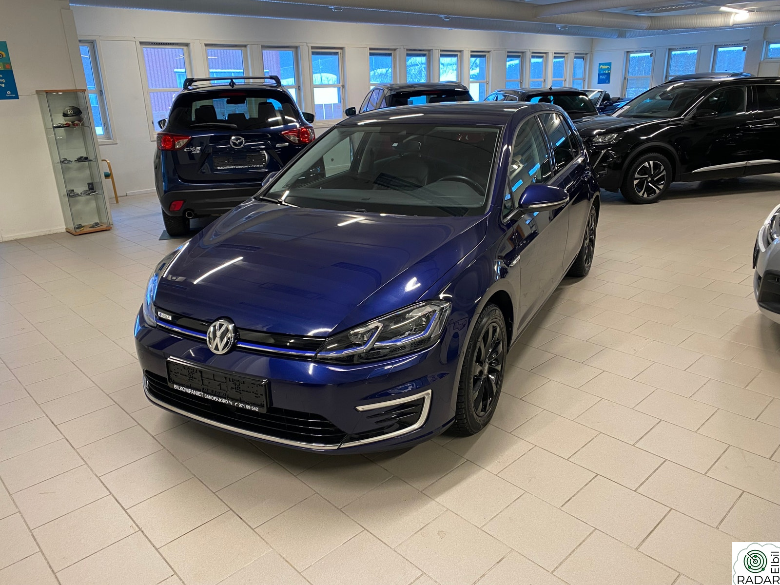 VOLKSWAGEN GOLF Exclusive . ACC/SKINN/AID/KAM/V-PUMPE/LED/DYNAUDIO++