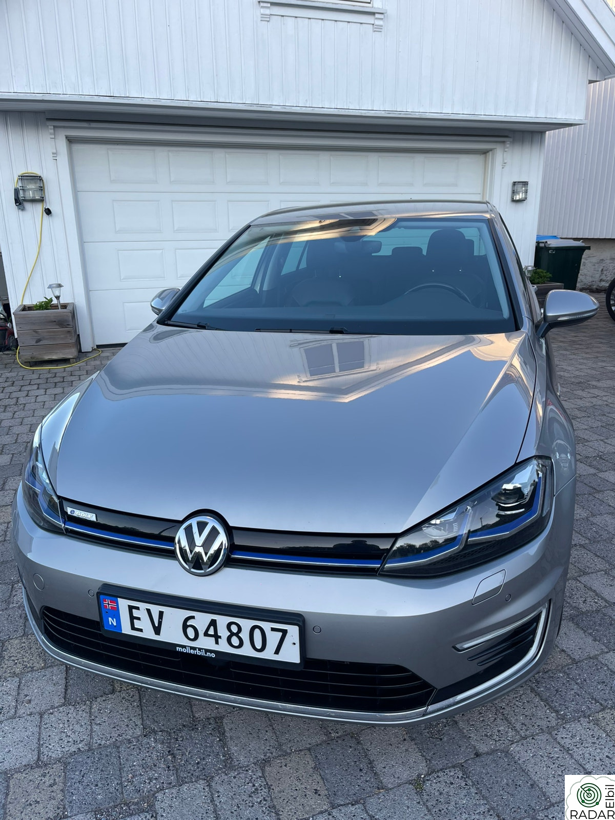 VOLKSWAGEN GOLF Exclusive/Skinnseter/Nøkkelfri
