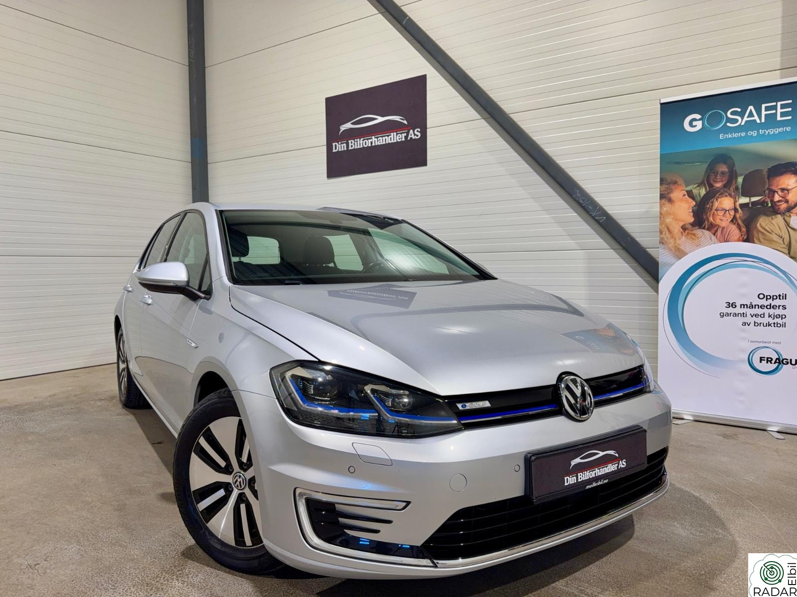 VOLKSWAGEN GOLF Skinn/Adaptiv cruise/Active Info Display/Ny EU/Lavkm