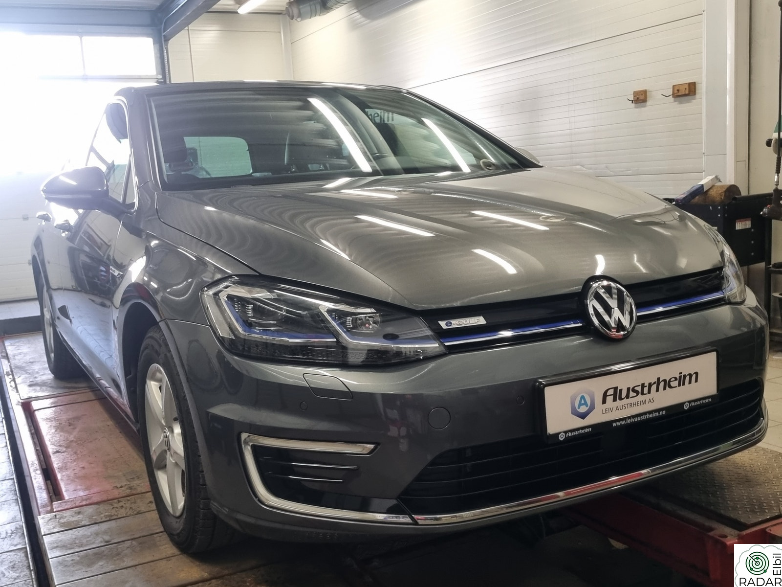 VOLKSWAGEN GOLF Comfortline  Skinn