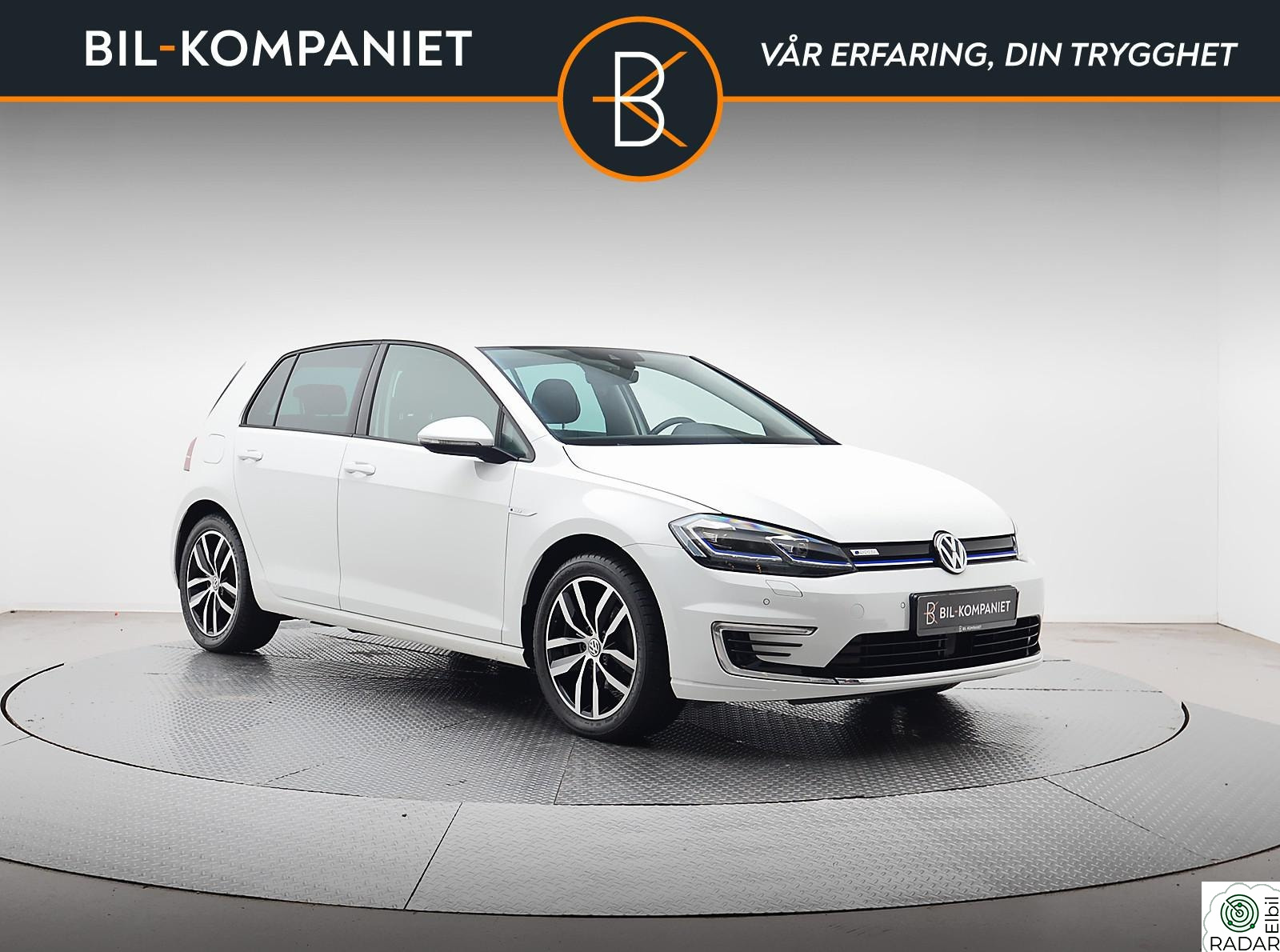 VOLKSWAGEN GOLF | Digitalt display | 17" madrid felger | Keyless | LED