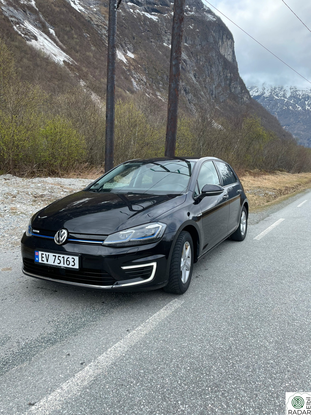 VOLKSWAGEN GOLF e-Golf* 300KM* ActiveInfo Display* 136HK* ACC*