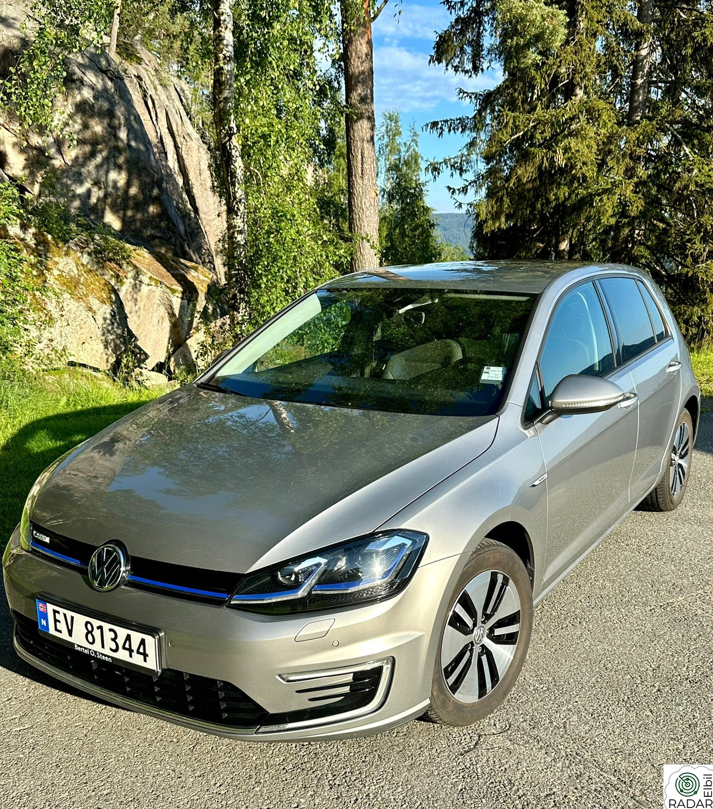 VOLKSWAGEN GOLF E-golf 136HK/ Adap.Cruise/Keyless/DAB+/Navi/LED