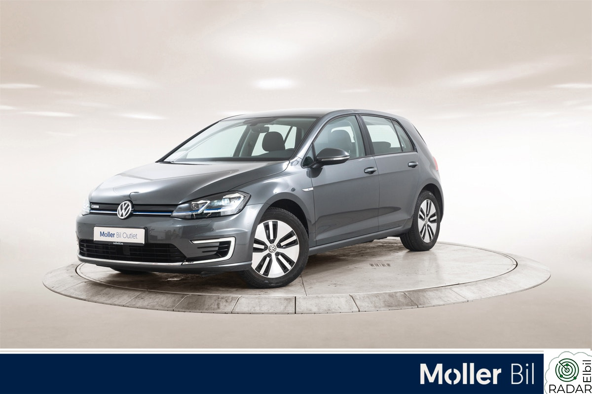 VOLKSWAGEN GOLF 136hk - R.Kam, ACC, Navi, LED
