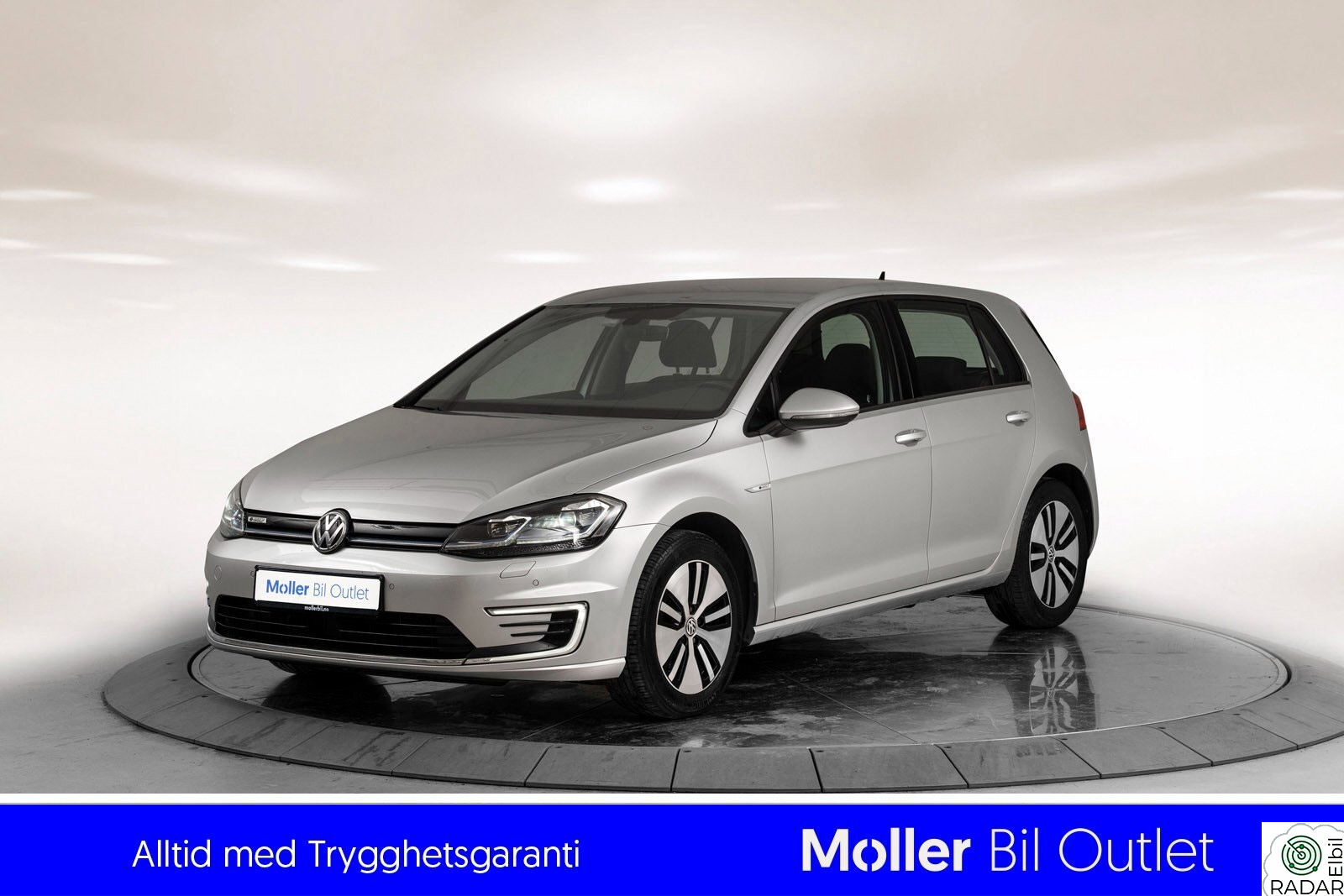 VOLKSWAGEN GOLF 136 hk - LED, ACC, Navi