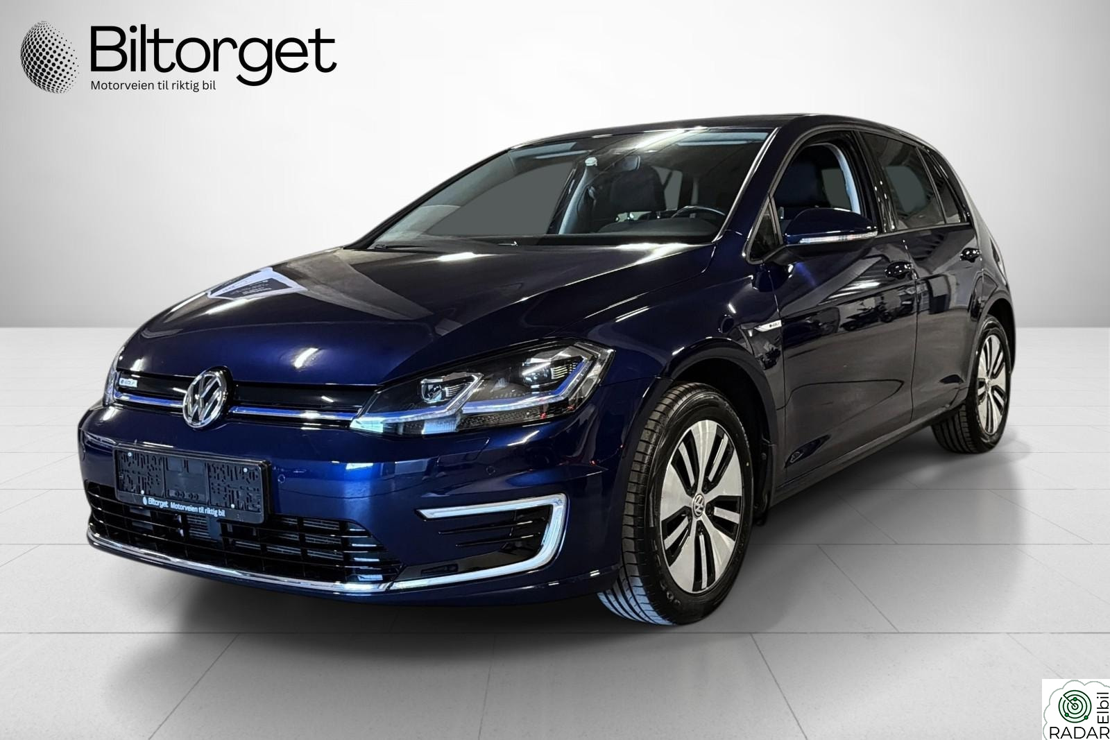 VOLKSWAGEN GOLF 300km Facelift Kamera Cruise Carplay Historikk EU27++