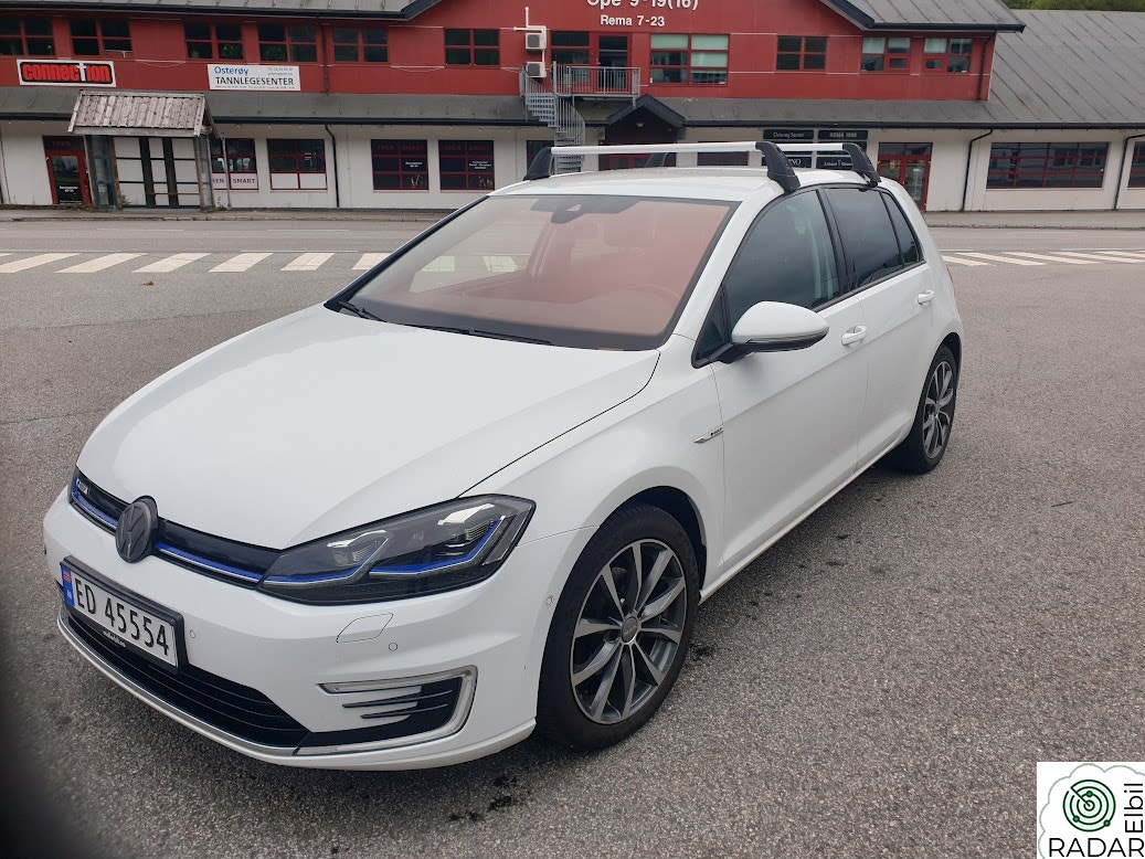 VOLKSWAGEN GOLF (K)