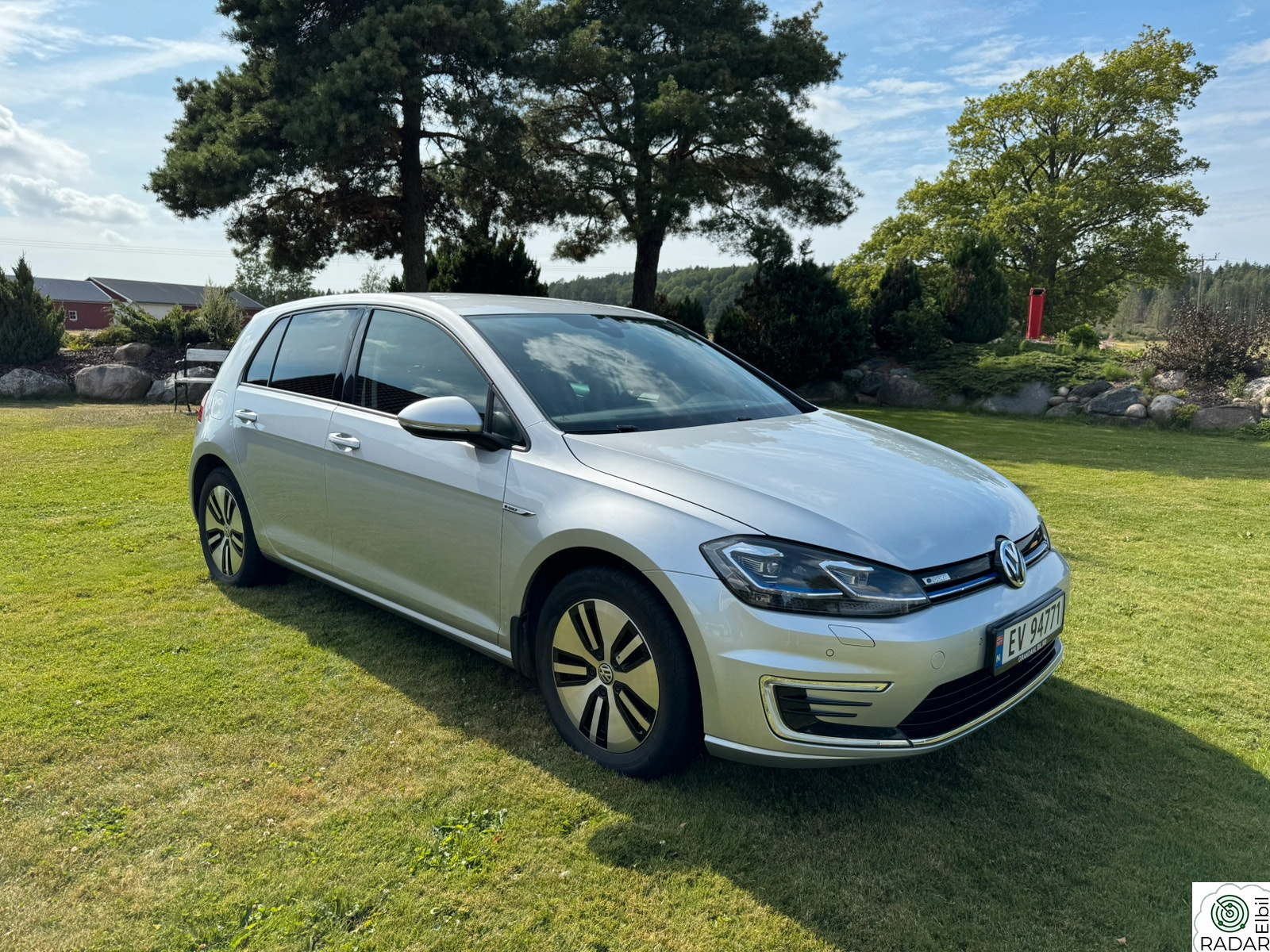 VOLKSWAGEN GOLF (K)