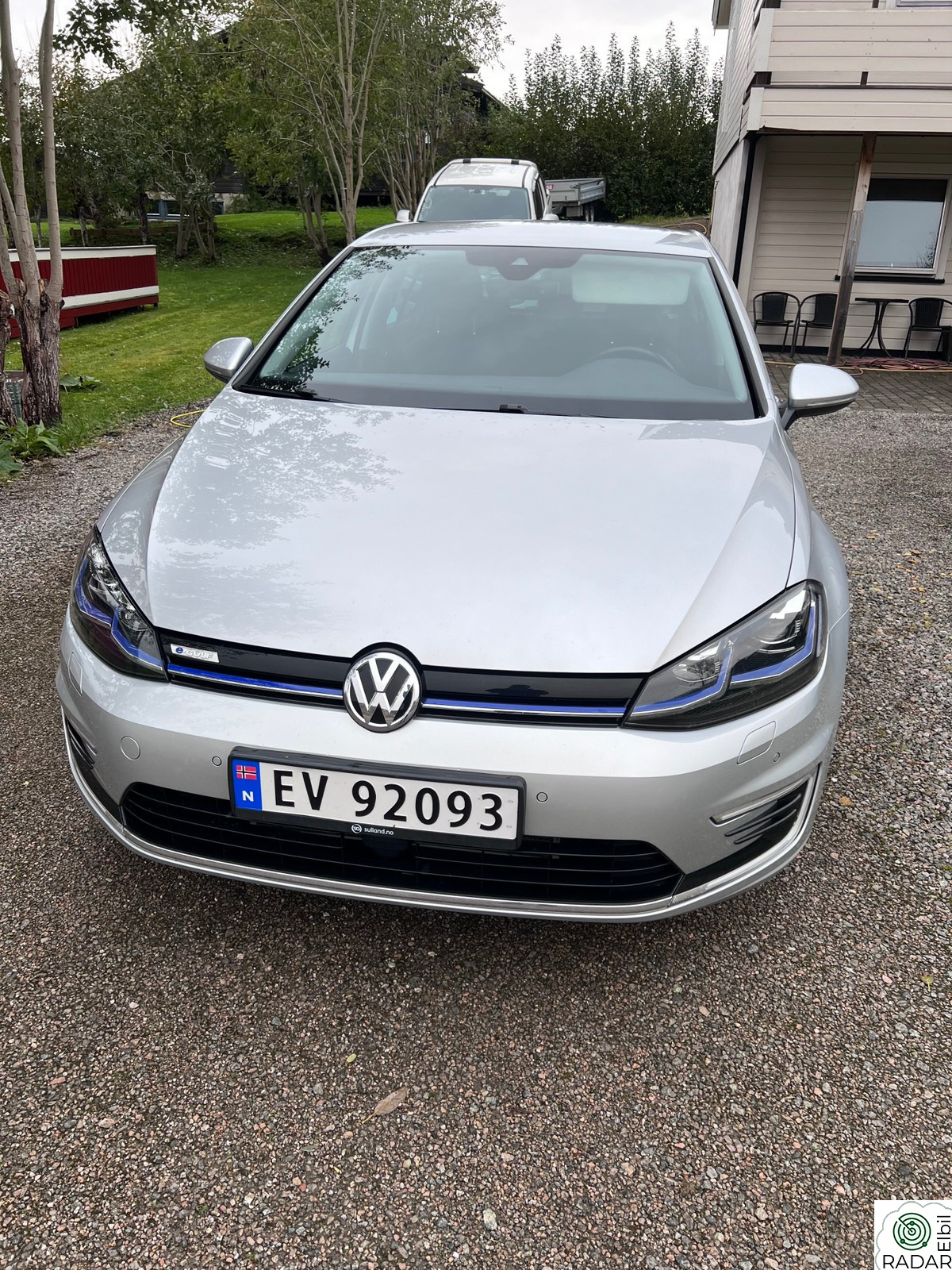 VOLKSWAGEN GOLF 136hk