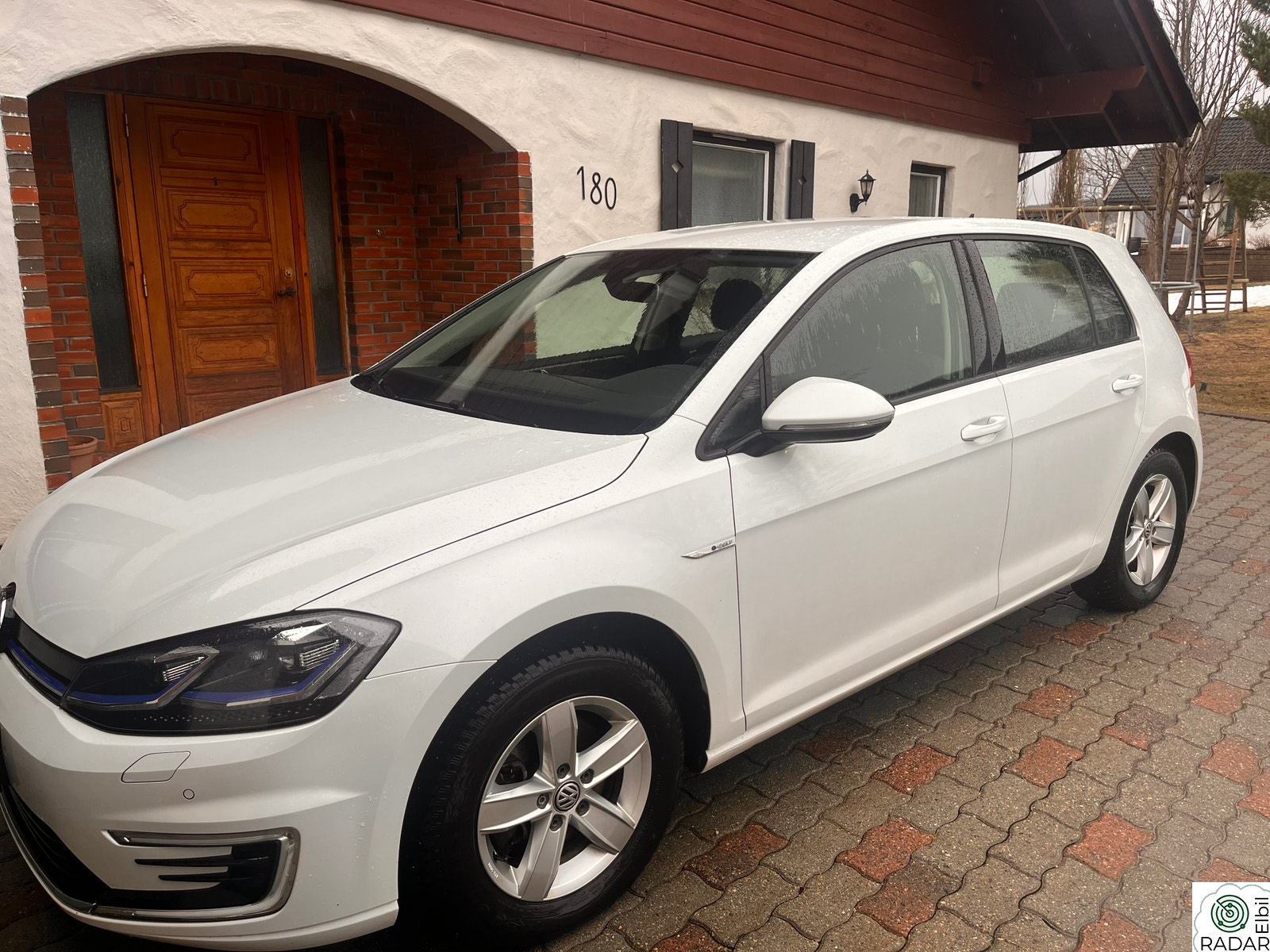 VOLKSWAGEN GOLF AU