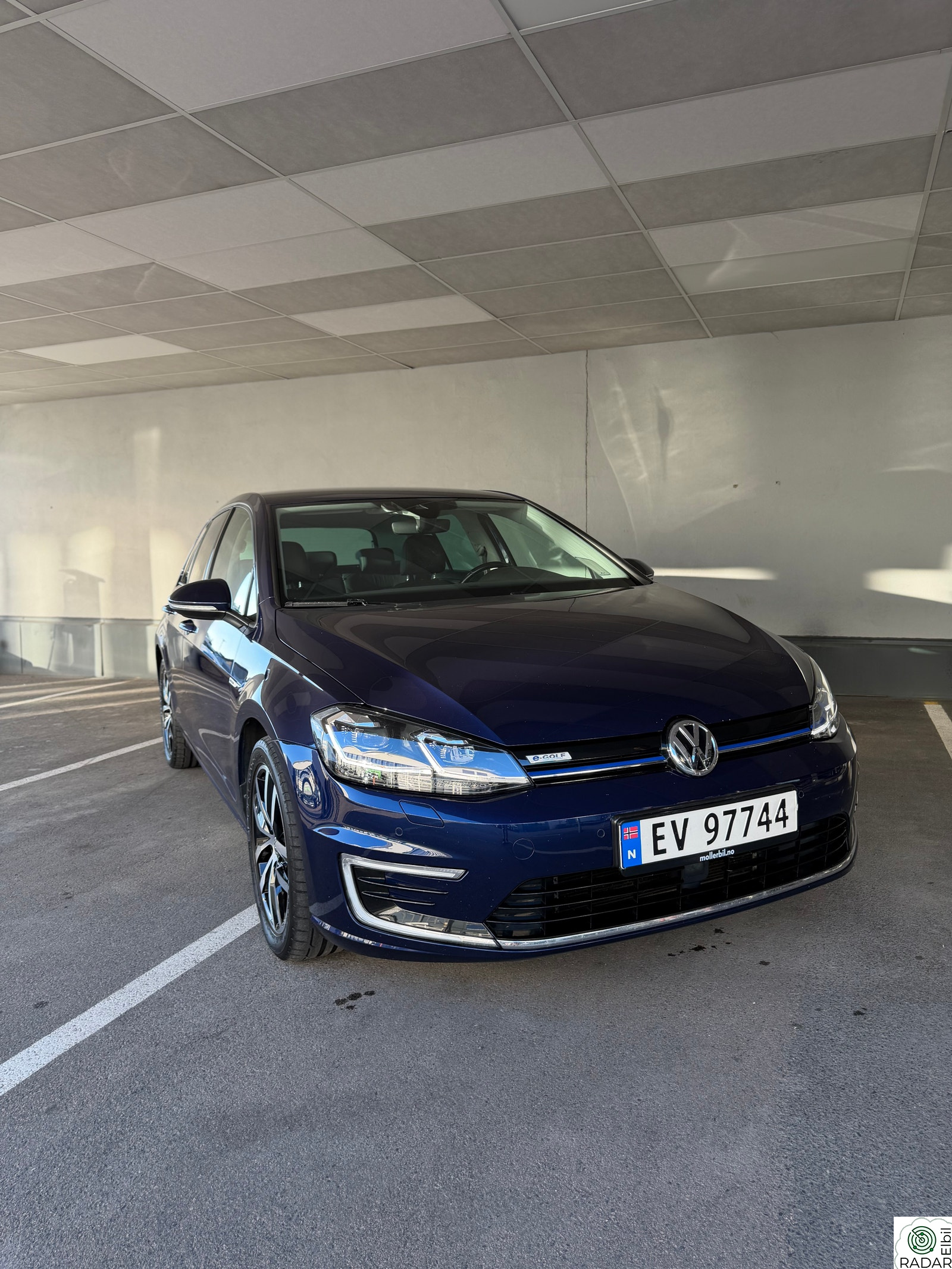 VOLKSWAGEN GOLF E-golf / Skinn / Virtual Cockpit / Dynaudio / ACC