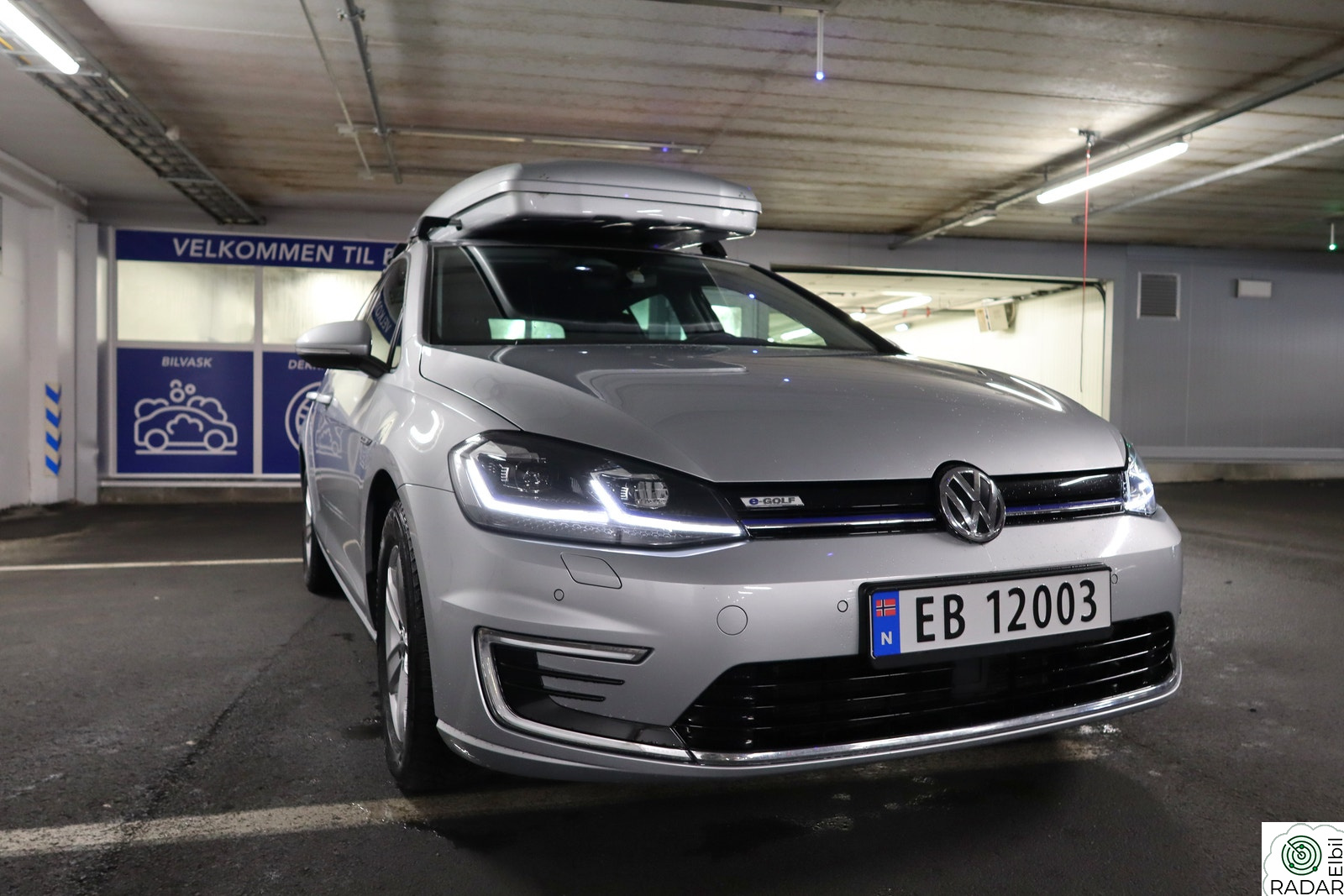 VOLKSWAGEN GOLF Exclusive (K) / Skiboks / Pen utgave / EU-godkj.