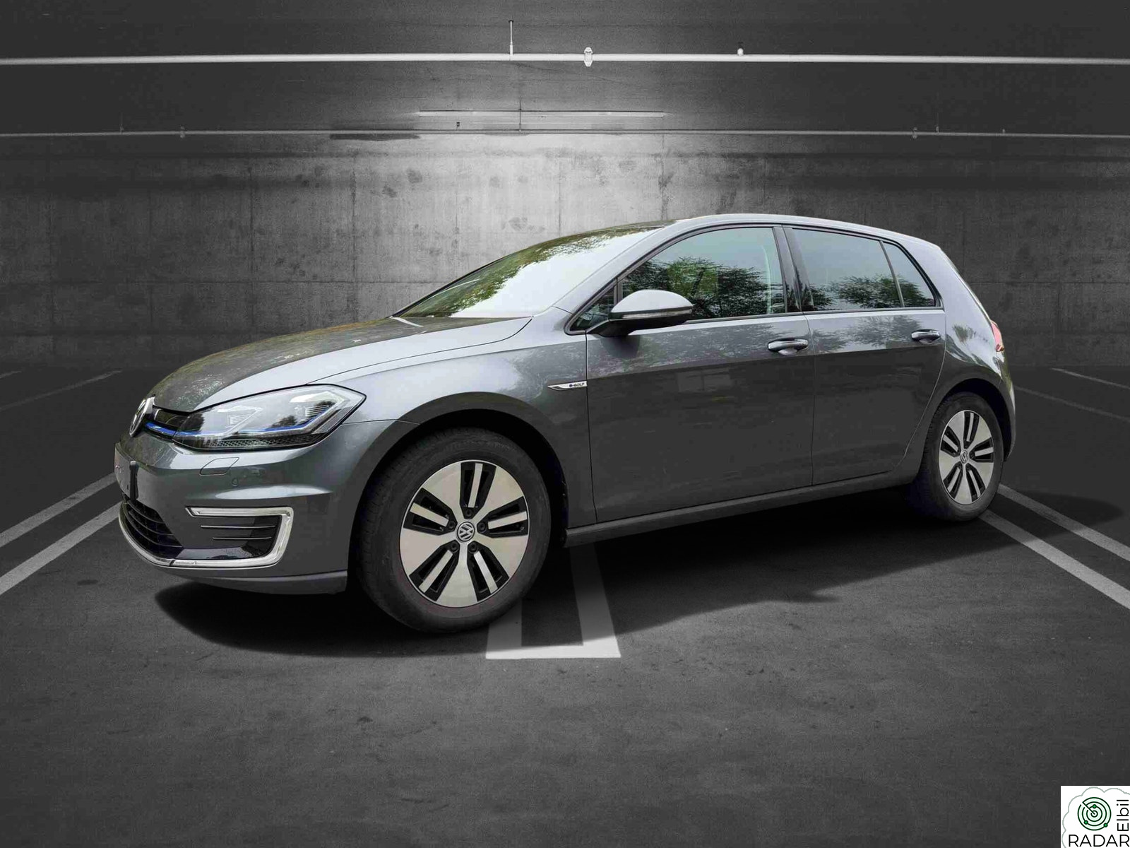 VOLKSWAGEN GOLF Exclusive/Active info Display/skinn/ACC/Ryggekam/Navi