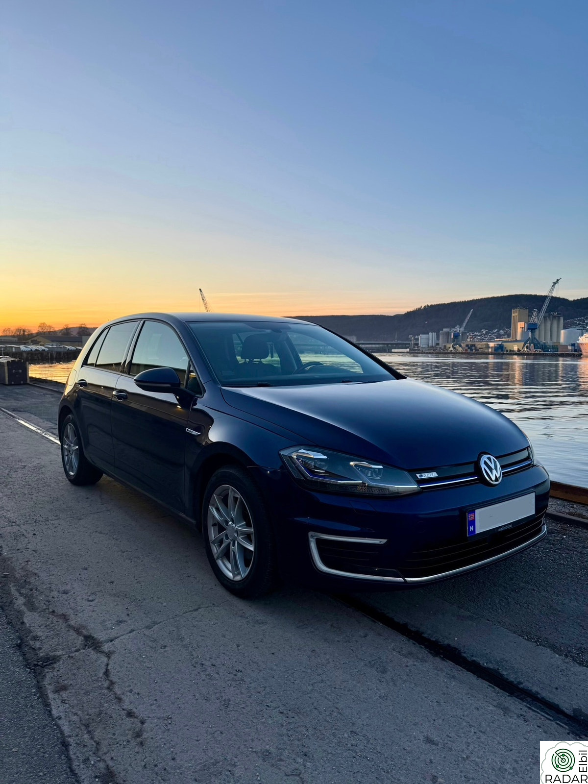 VOLKSWAGEN GOLF Exclusive (K)