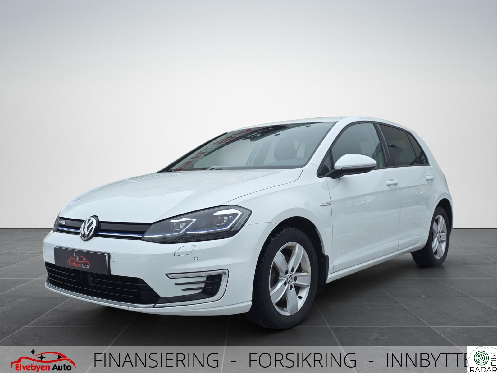VOLKSWAGEN GOLF 136HK/ACC/Ryggekamera/Navigasjon/Carplay/Ny Service/++