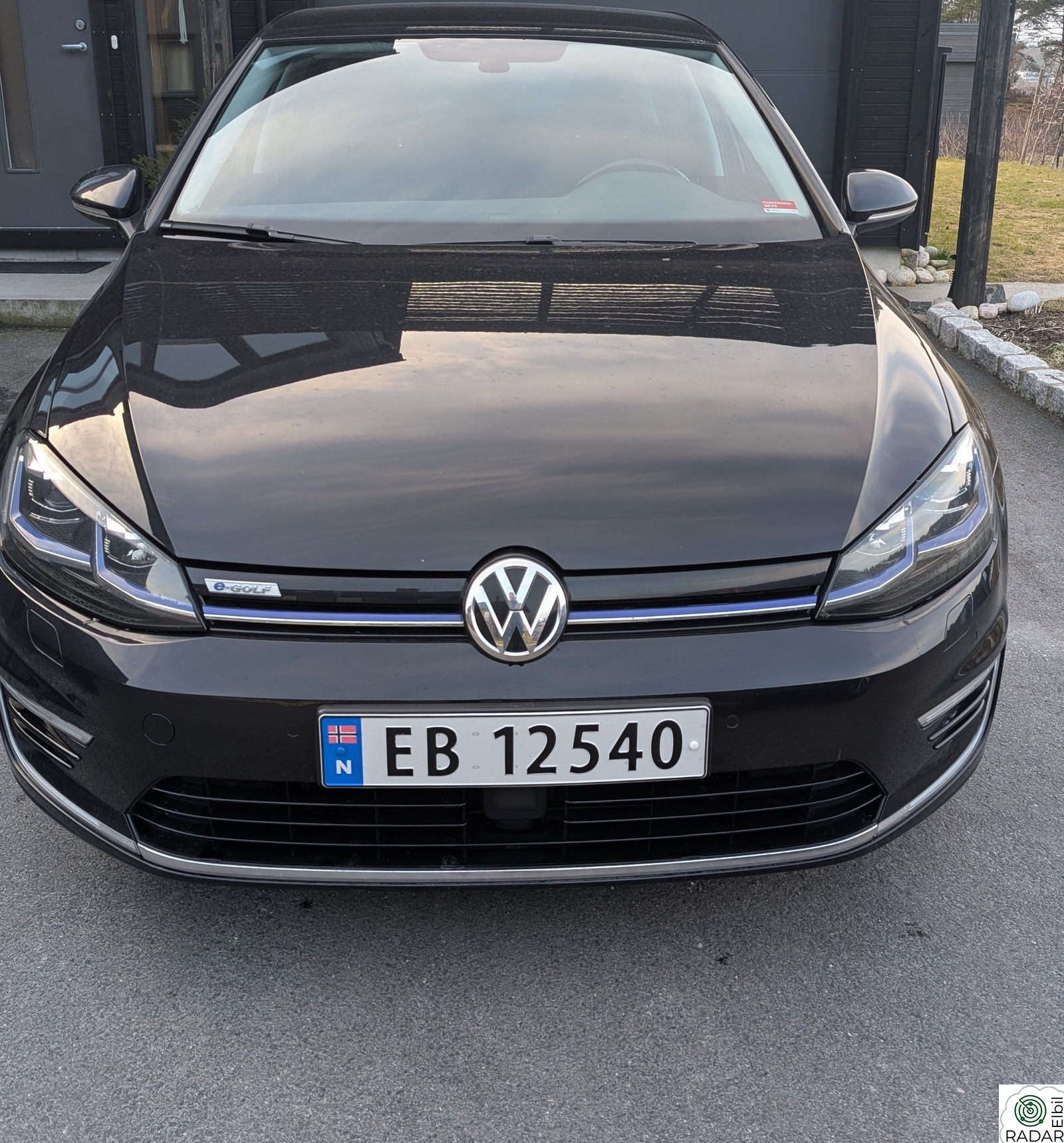VOLKSWAGEN GOLF (K)