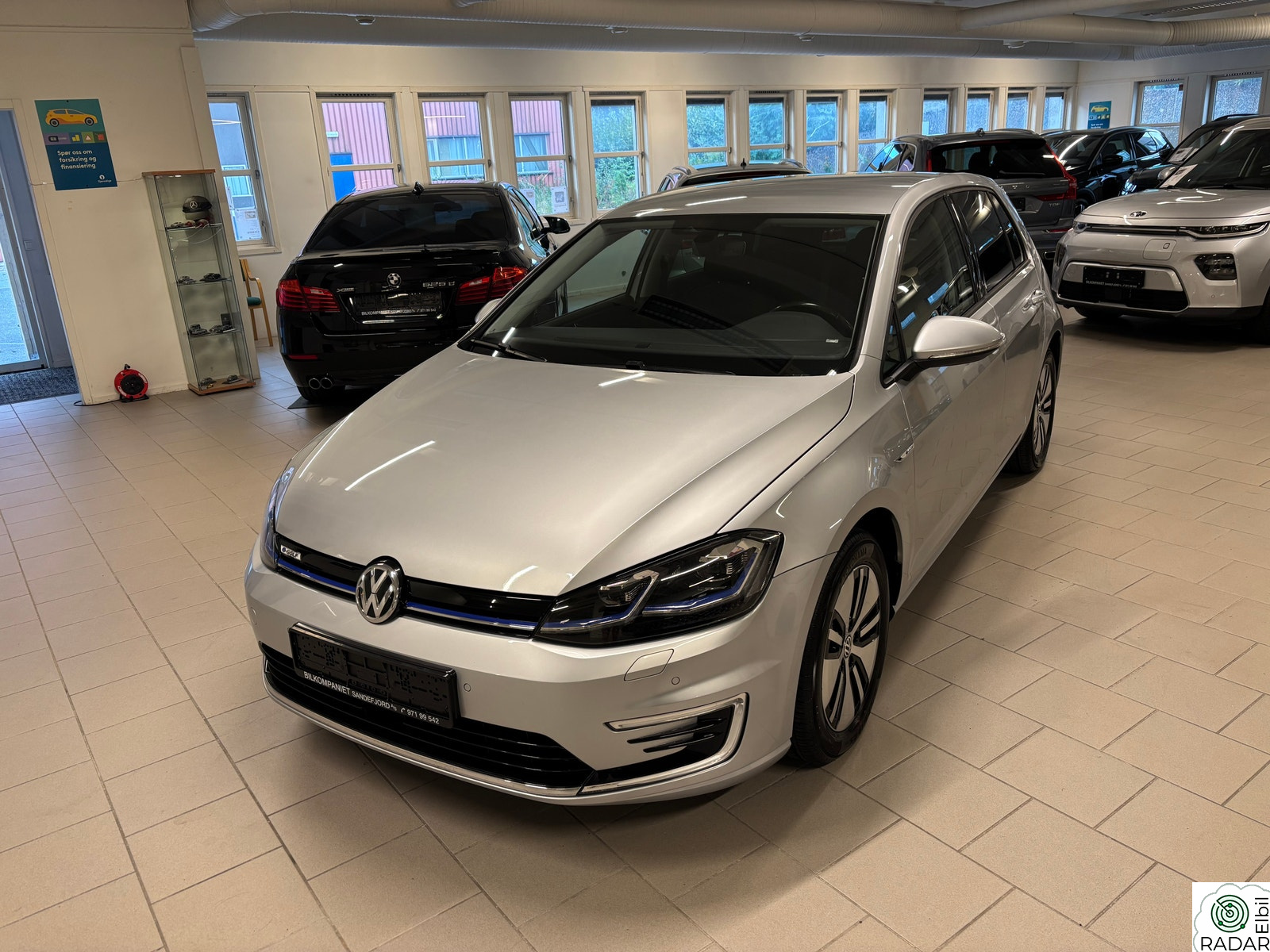 VOLKSWAGEN GOLF Comfort Line: ACC/NAVI/BT/LED/Ny Service++
