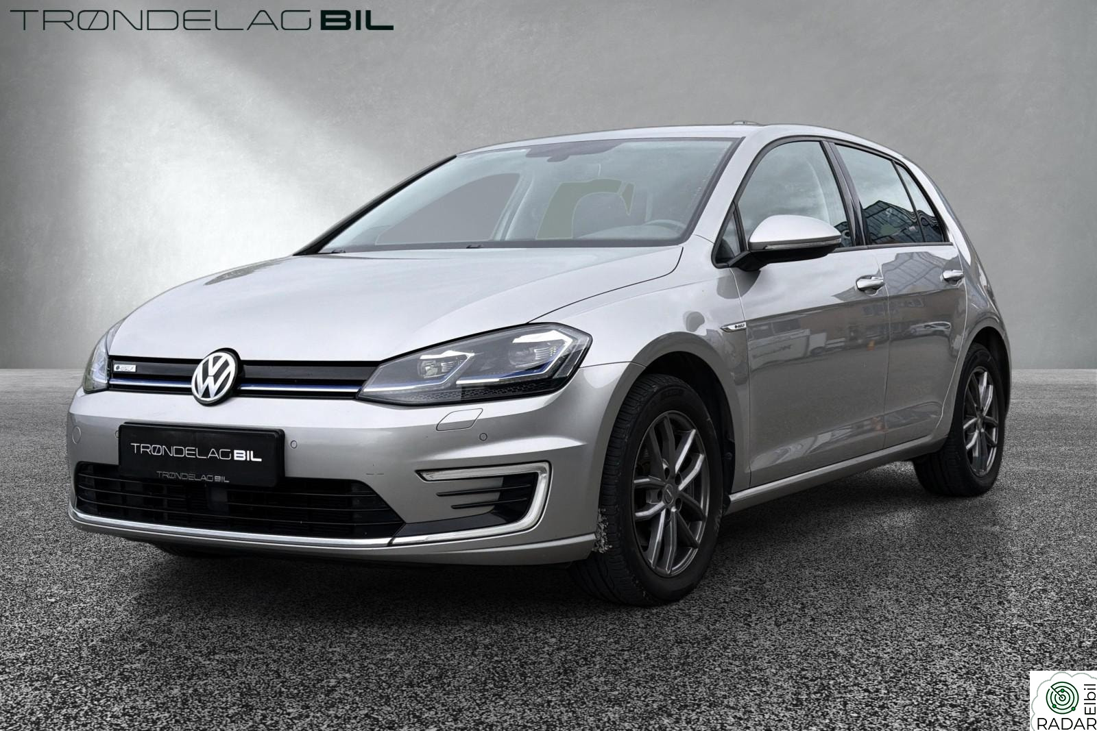 VOLKSWAGEN GOLF 230/300km Wltp*Dynaudio*Skinn*kr. 1.445 ,- per mnd!