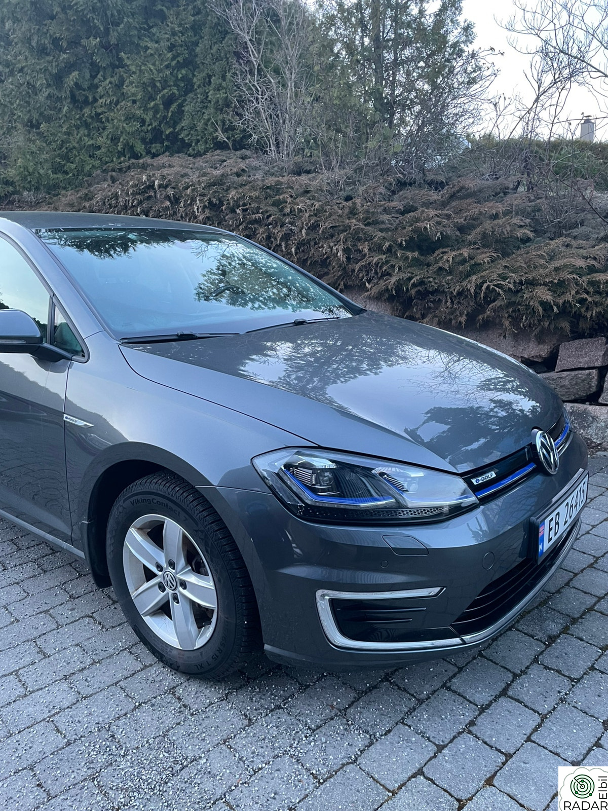 VOLKSWAGEN GOLF Exclusive, skinn, keyless, Ny EU og nylig Service