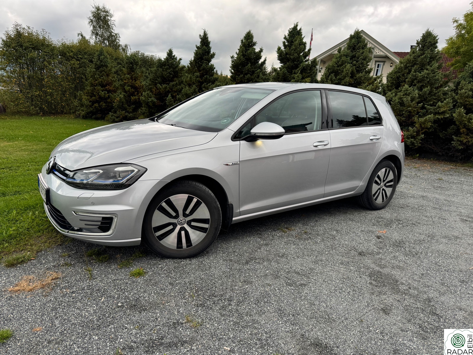 VOLKSWAGEN GOLF Exclusive m/Skinn/ACC/Keyless/Kamera++ Lav KM!