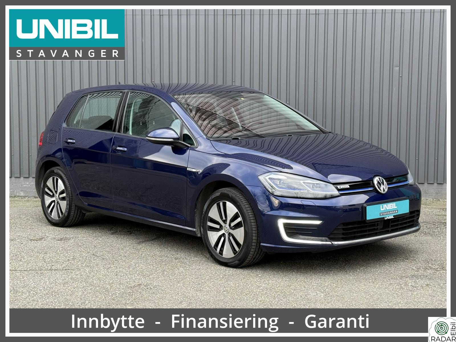 VOLKSWAGEN GOLF e-Golf 300KM ACC CarPlay Kamera Vinterpakke Ny Service