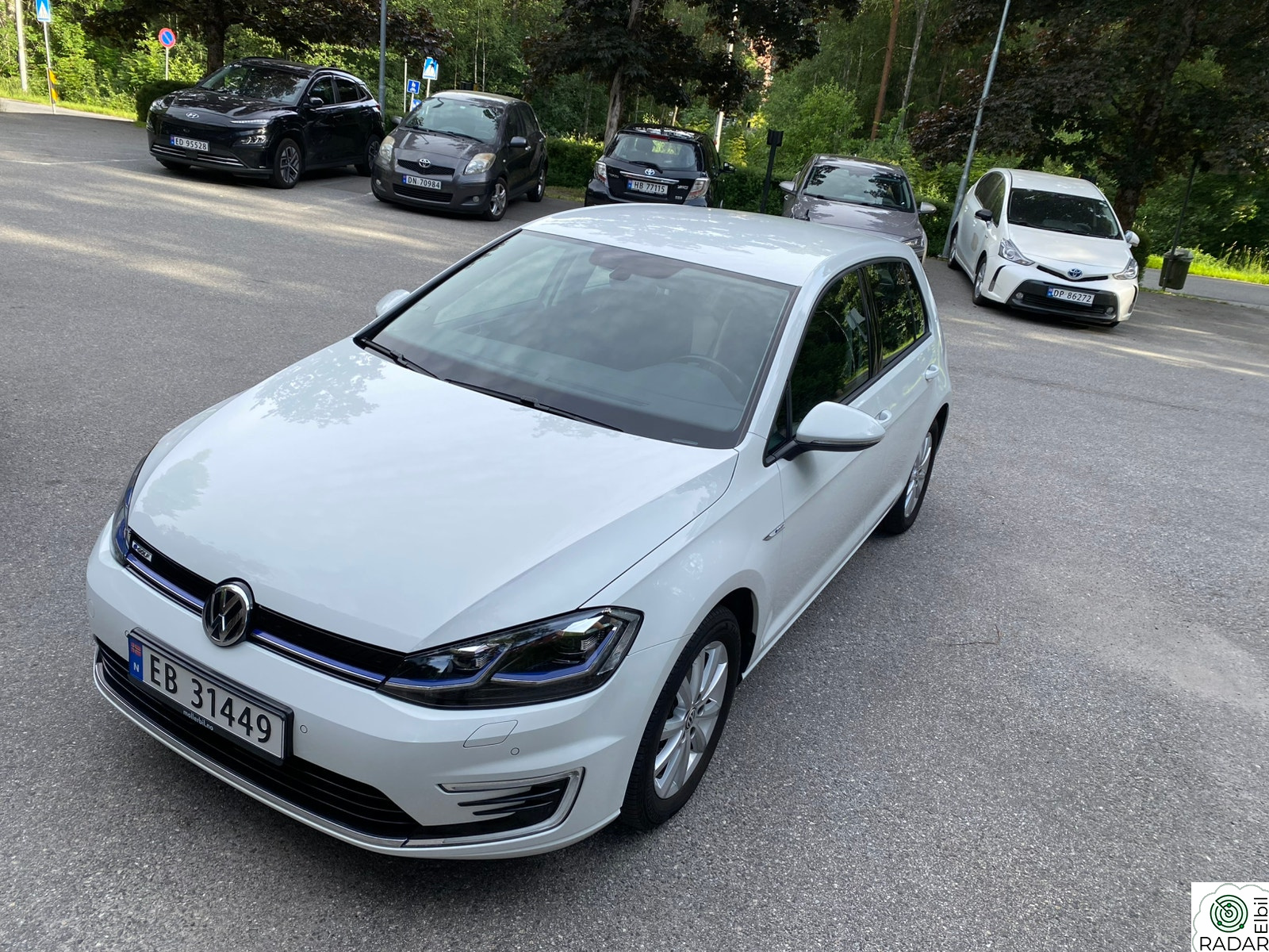 VOLKSWAGEN GOLF (K)