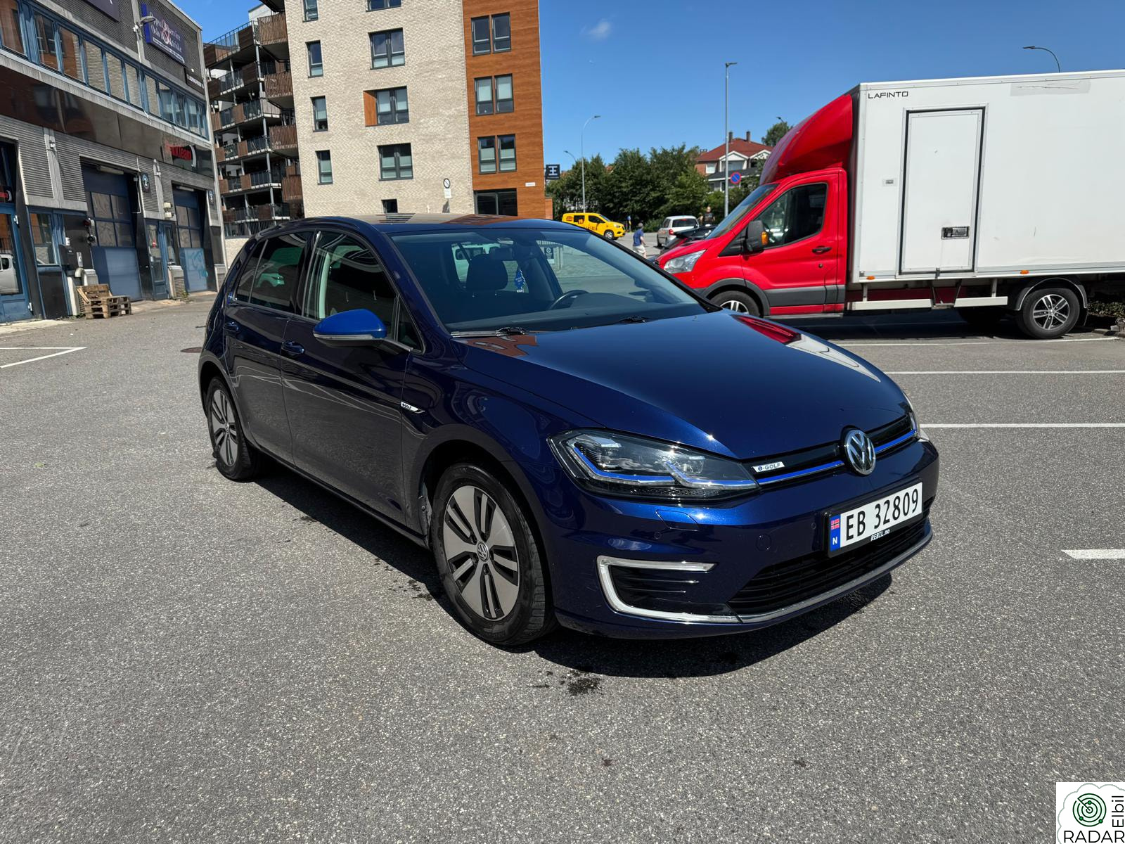 VOLKSWAGEN GOLF 300km(100kwh) eu/2027