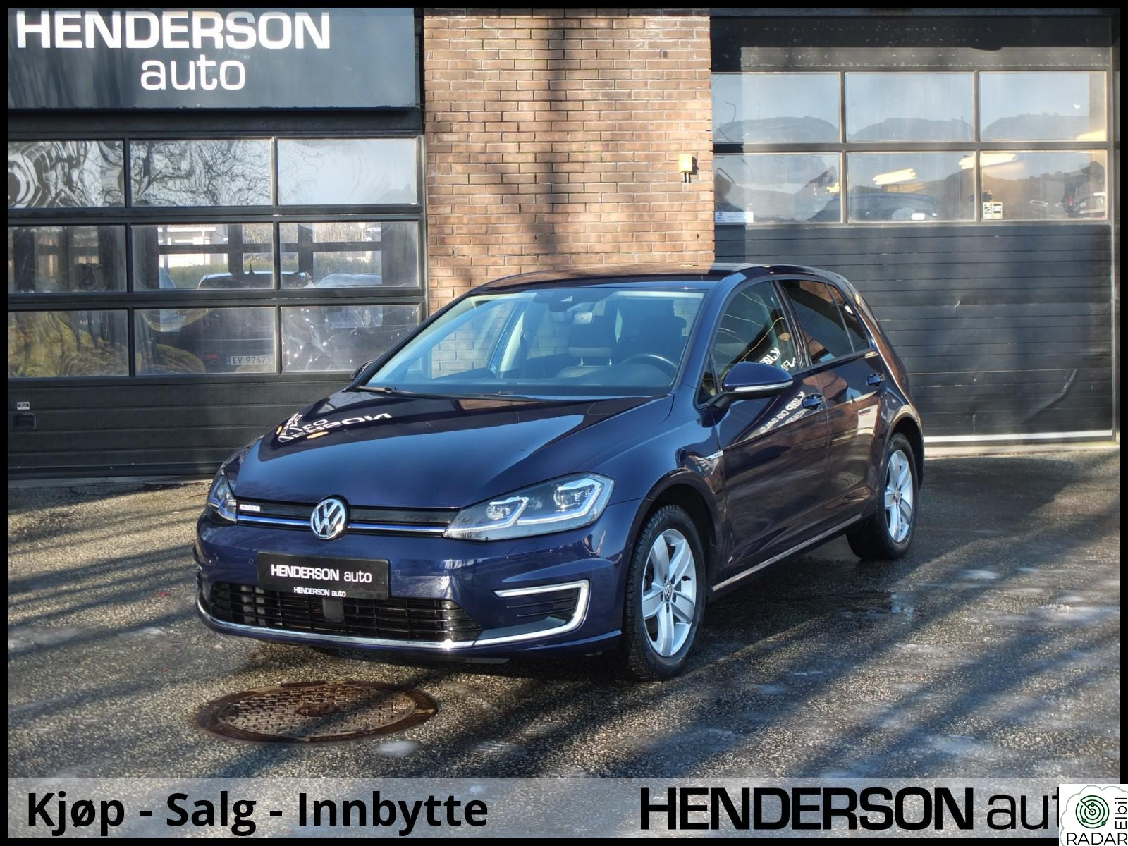 VOLKSWAGEN GOLF Skinn/ActiveInfo/LED/Keyless/DynAudio/Kamera/Ambient+++