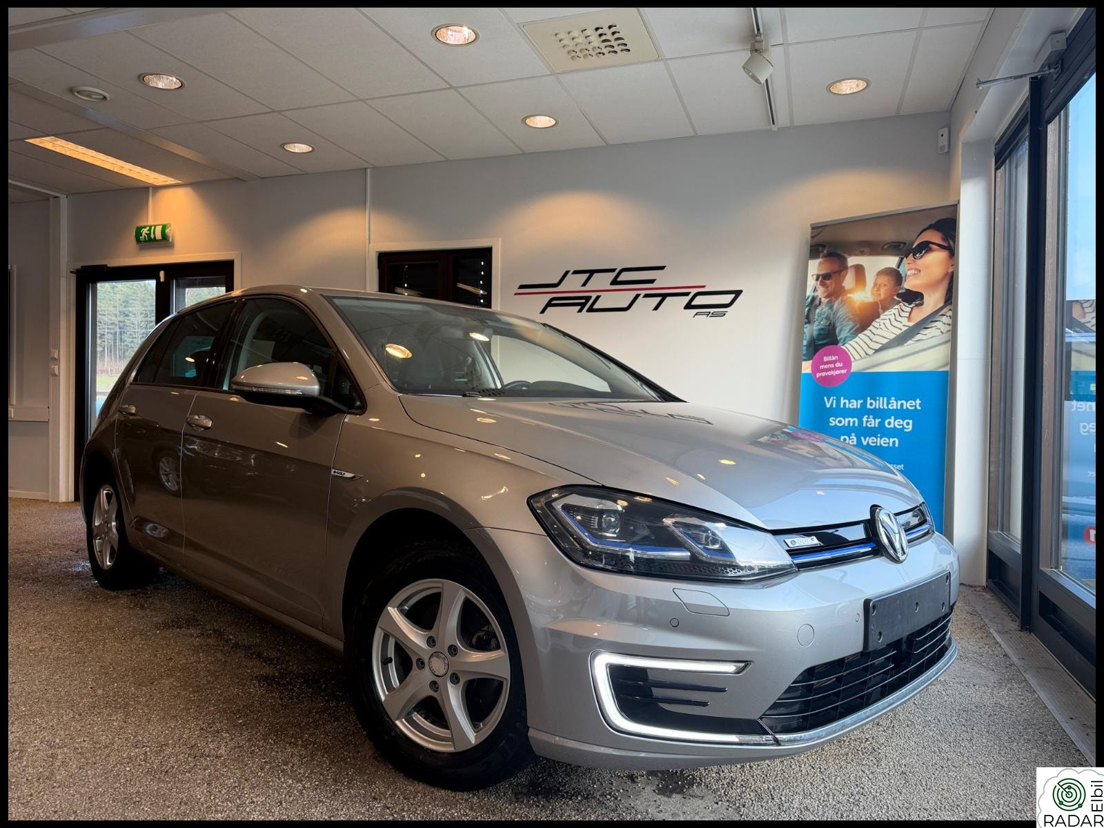 VOLKSWAGEN GOLF 231km / 2020 Modell / R.kamera / Keyless