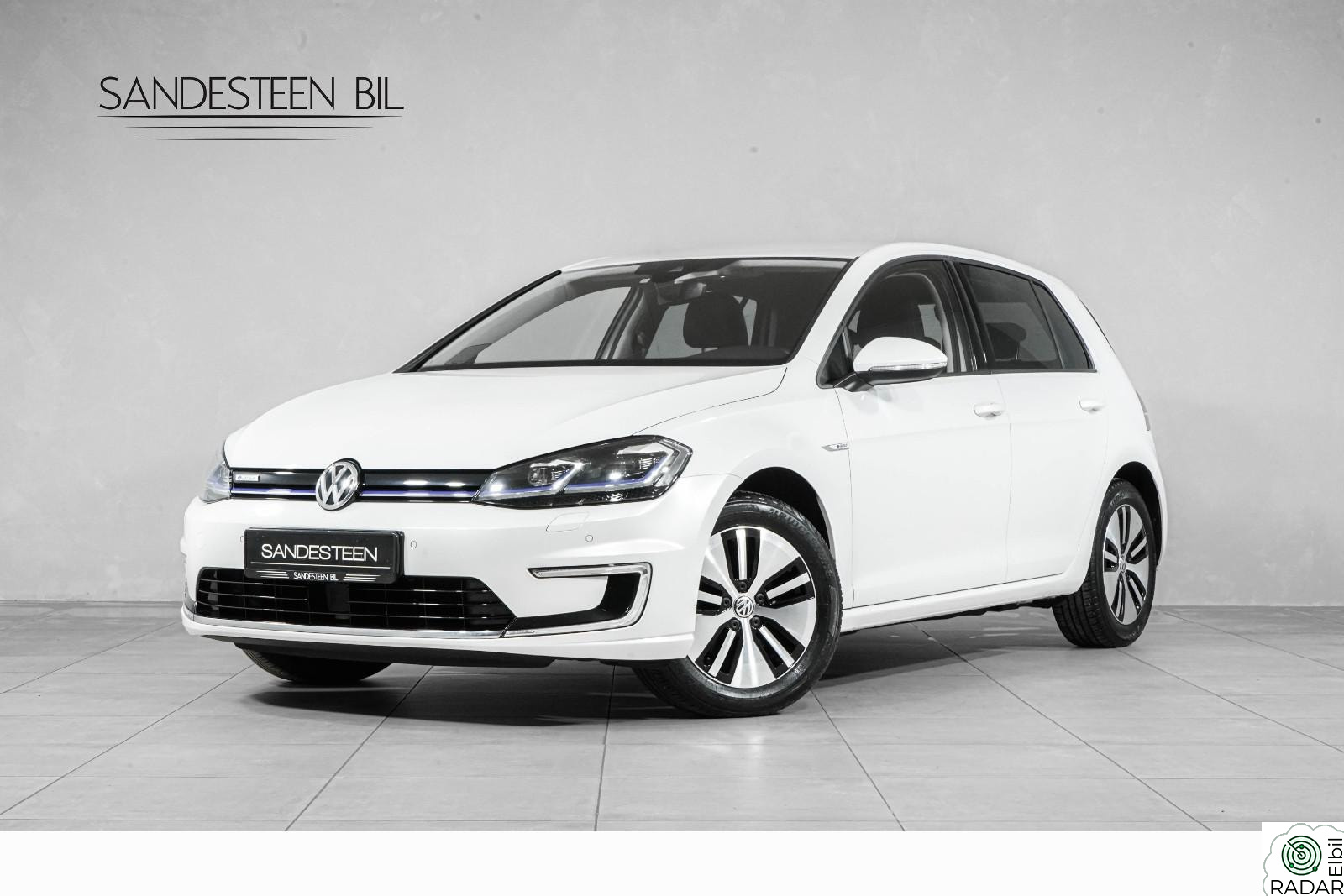 VOLKSWAGEN GOLF 300KM EXCLUSIVE/ACC/KAMERA/SKINN/VARMEPUMPE/ACC