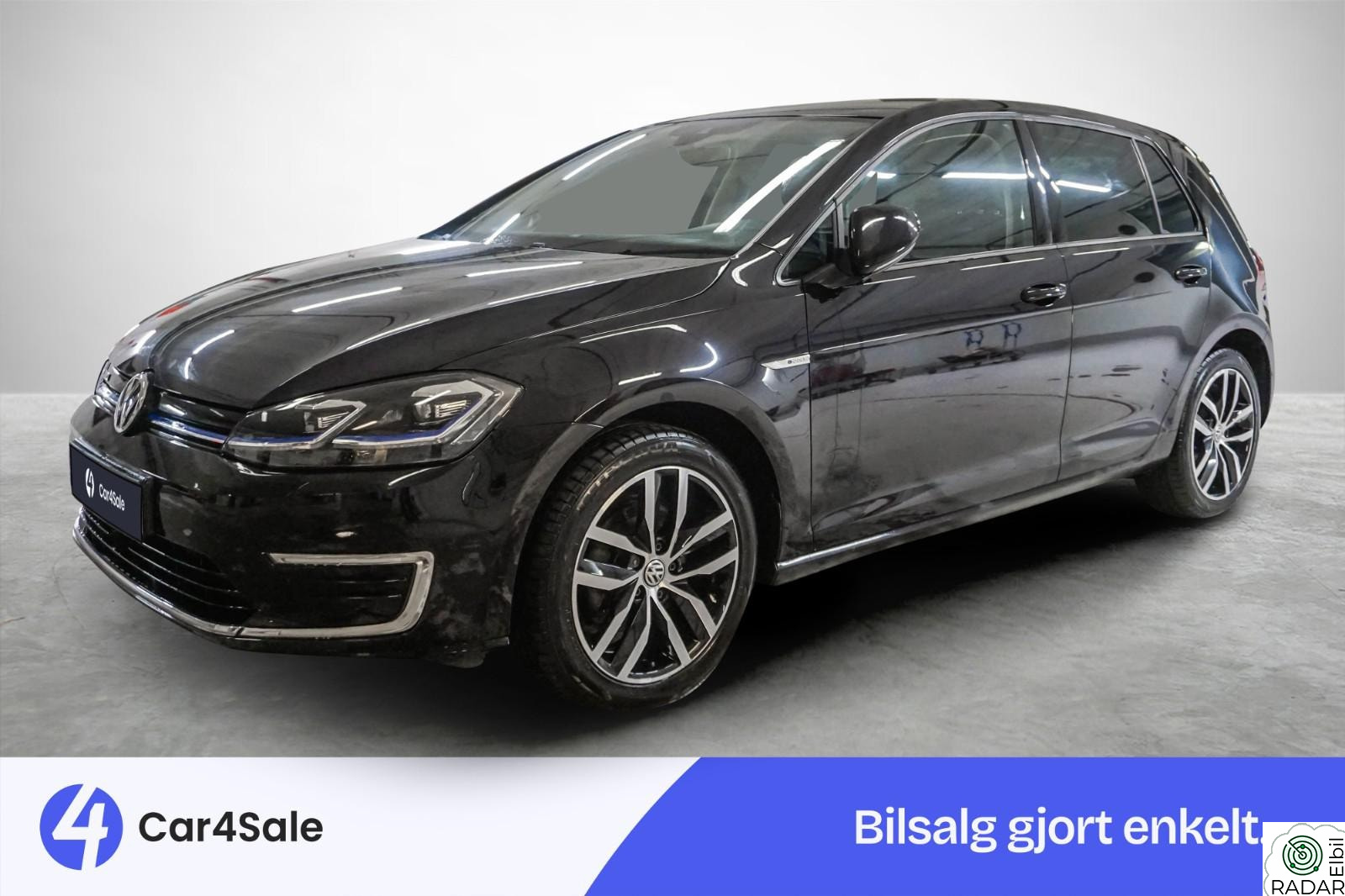 VOLKSWAGEN GOLF Exclusive 300km/ Skinn/ V.Pumpe/ A.Info/ Kamera / Norsk