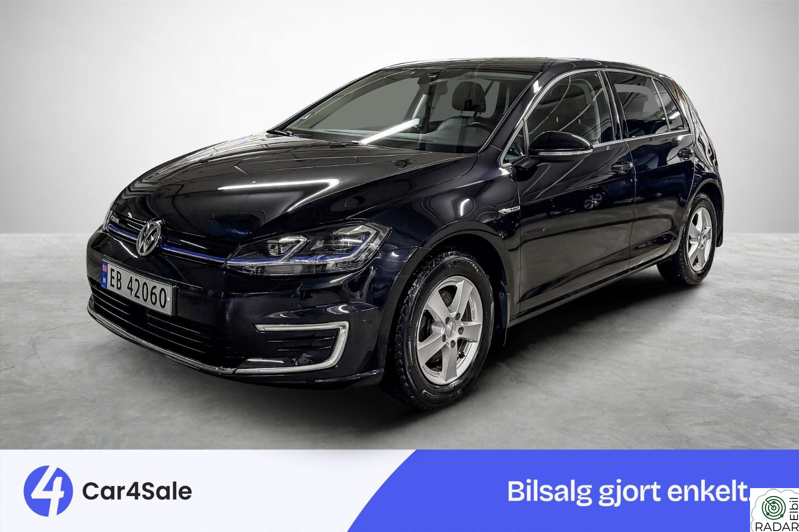 VOLKSWAGEN GOLF Exclusive 300km/ A.Info/ Navi High/ 1 Eier/ Skinn/ DAB+