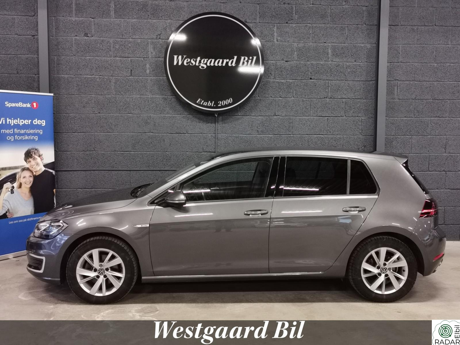 VOLKSWAGEN GOLF EXCLUSIVE*SKINN*ACTIVE INFODISPLAY*NAVI*KAMERA*