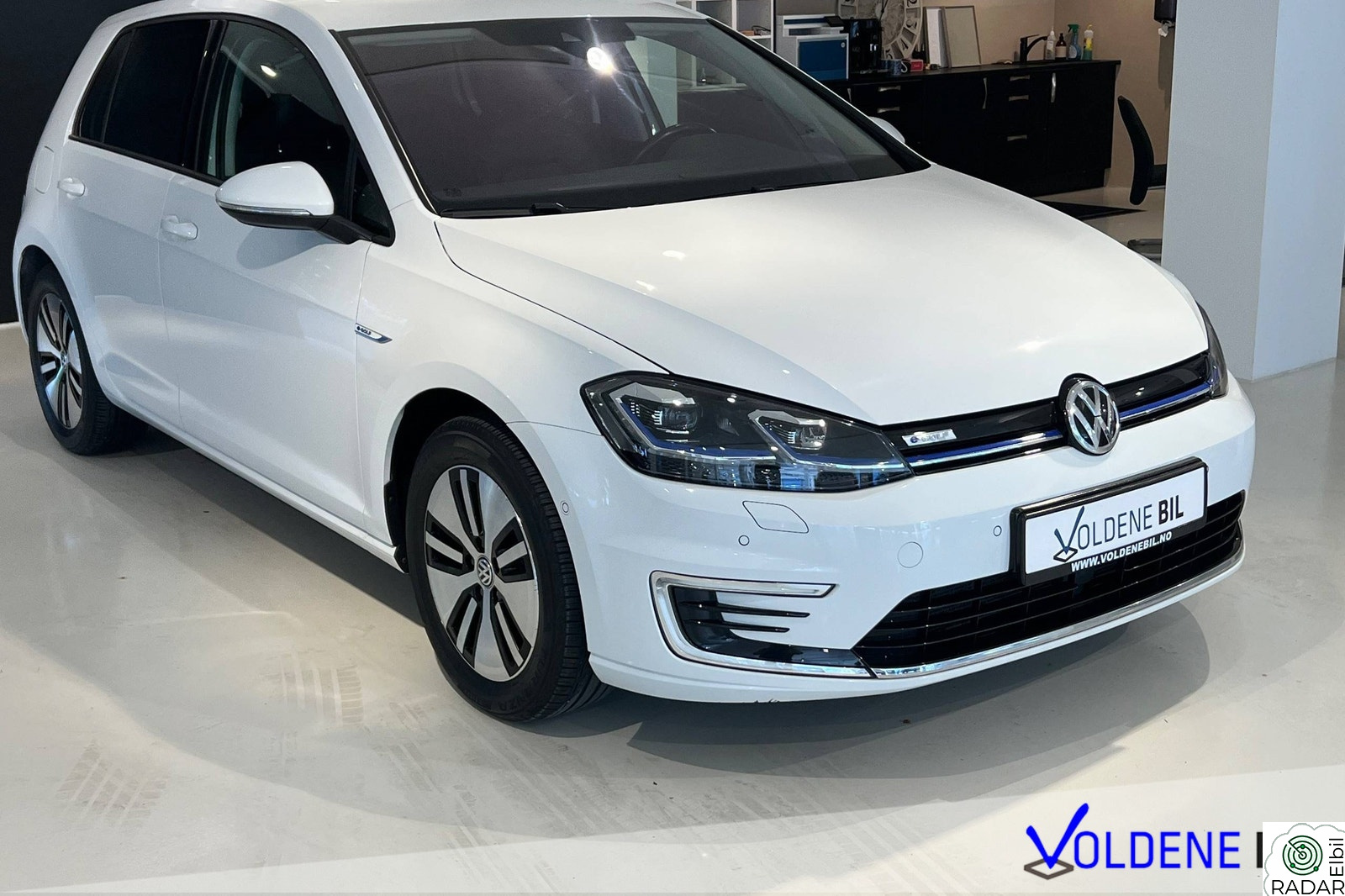VOLKSWAGEN GOLF Exclusive/Skinn/ACC/Kamera/Virituel Cockpit/Carplay+++