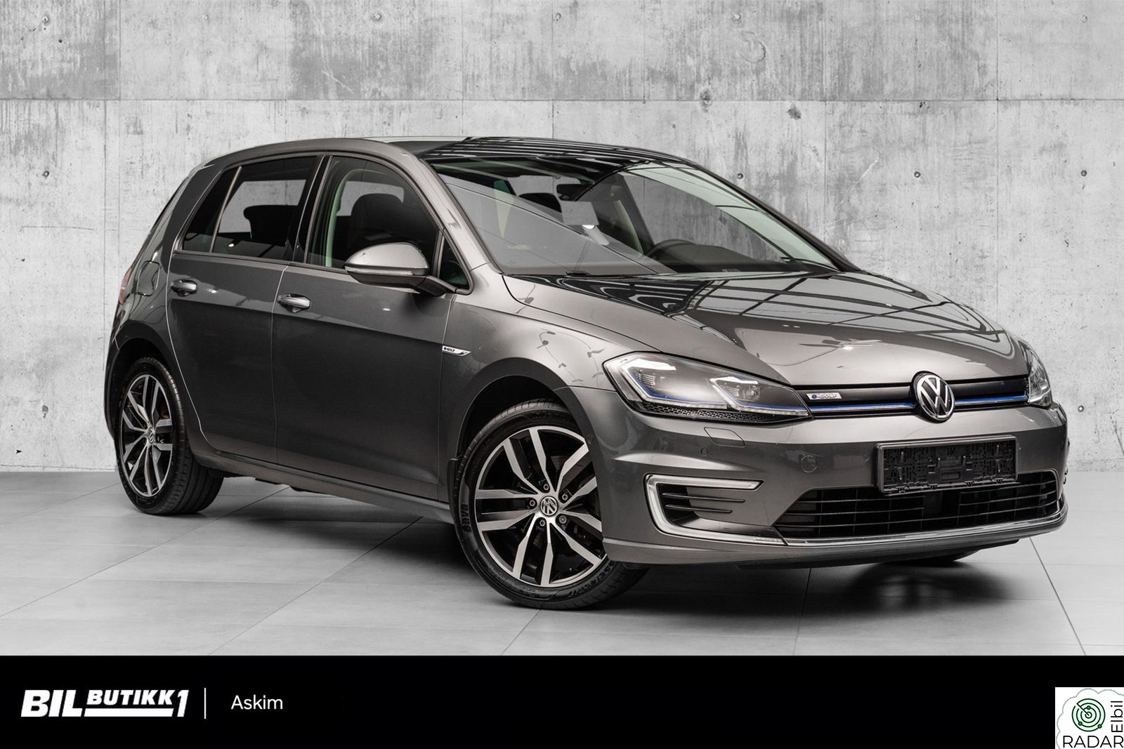 VOLKSWAGEN GOLF Exclusive, Skinn, Kamera, Active Info, Dynaudio+++