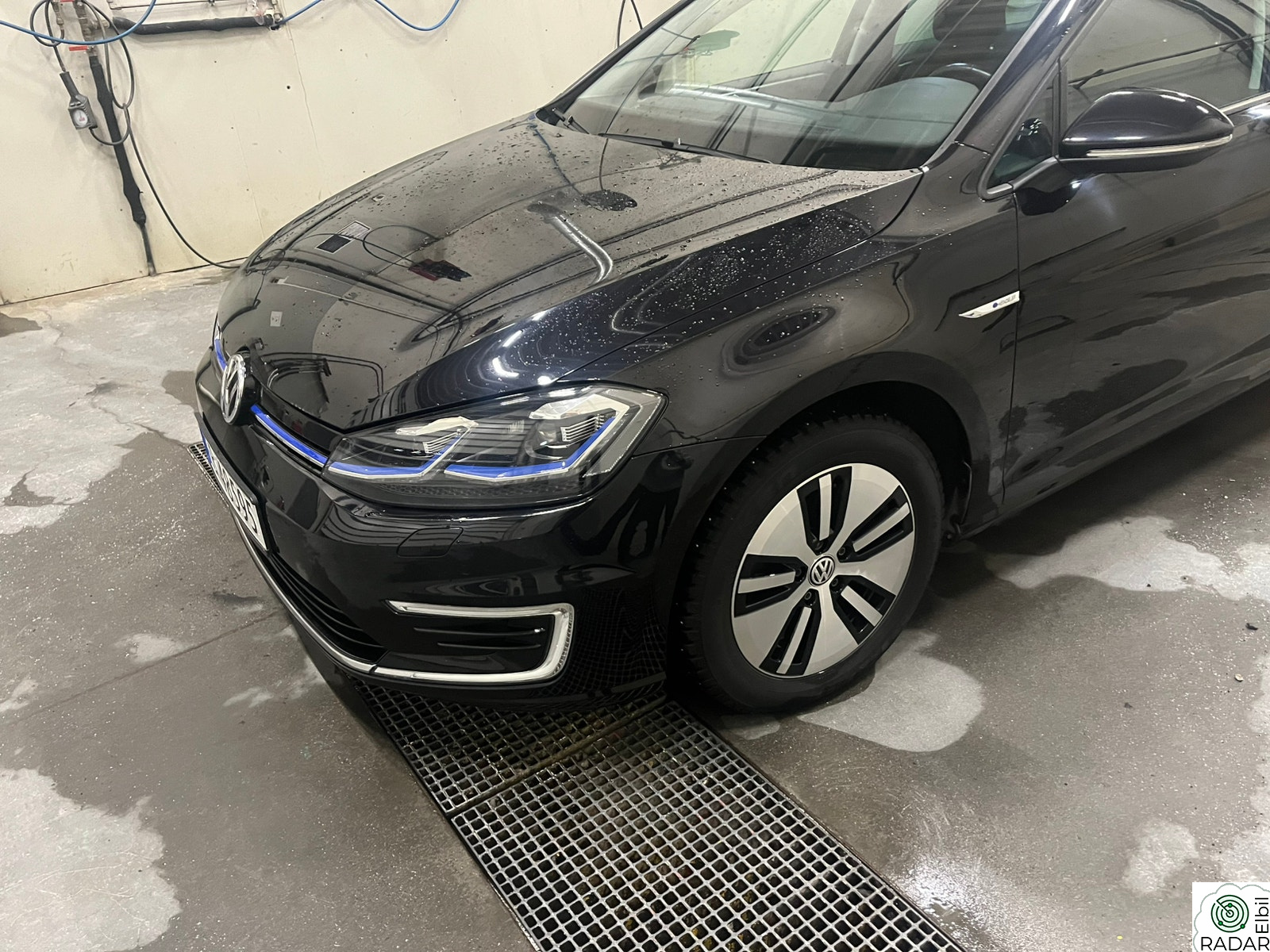 VOLKSWAGEN GOLF e- golf