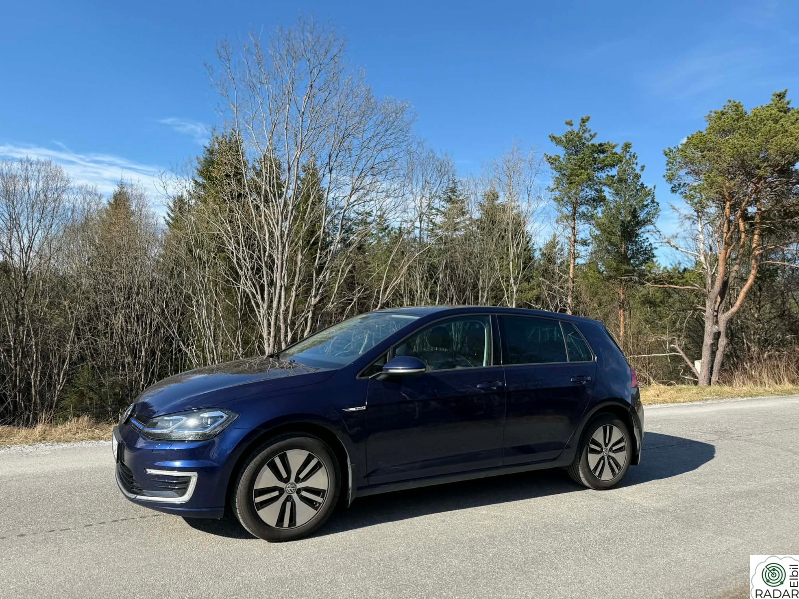 VOLKSWAGEN GOLF Elektrisk - Skinnseter - Norsk Solgt - ACC - Ny eu ok