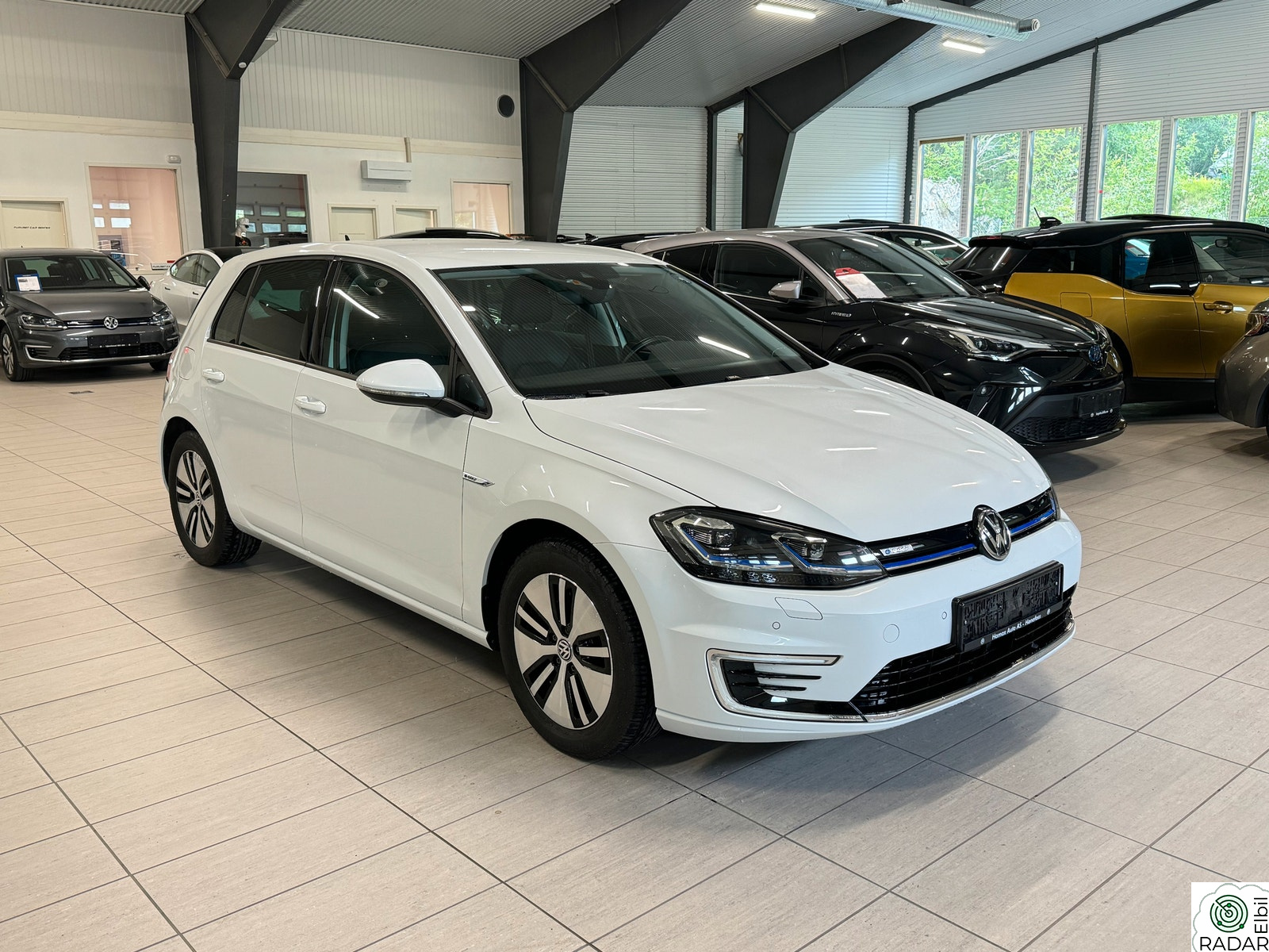 VOLKSWAGEN GOLF E-GOLF,ACTIV INFO,SKINN,KAMERA,KEYLESS,NORSK+++