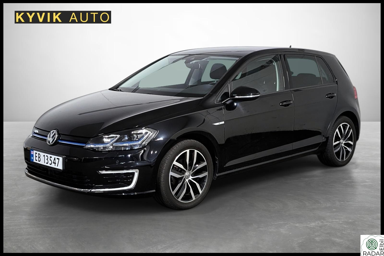 VOLKSWAGEN GOLF 136HK / ACC / R.KAMERA / DAB+ / NAVI / EU.27++